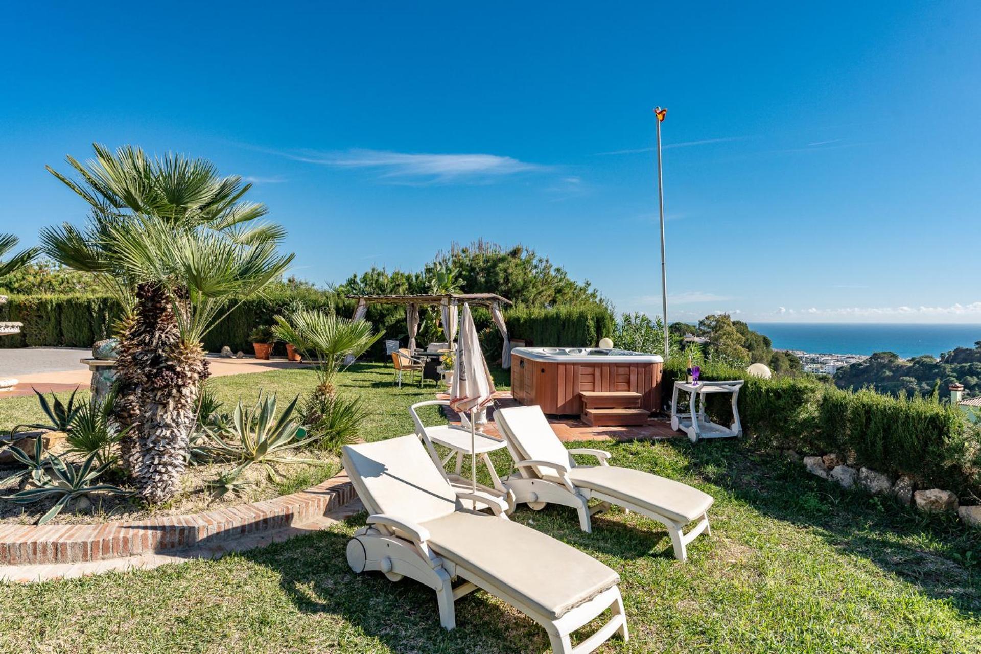 Camping With Sea View, Pool, Jacuzzi And Zen Garden - Only 5min To Town Holiday home