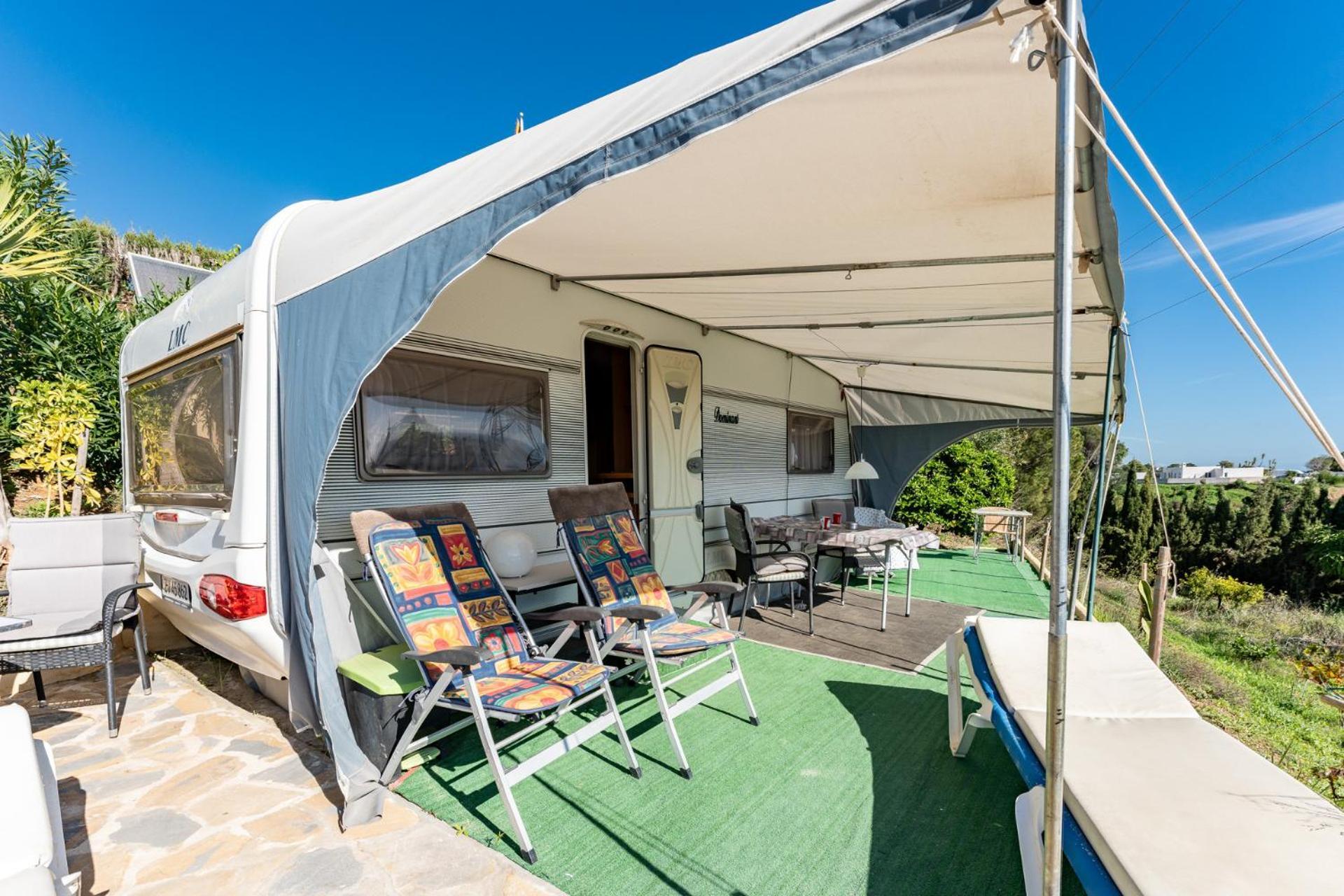 Camping With Sea View, Pool, Jacuzzi And Zen Garden - Only 5min To Town Holiday home *