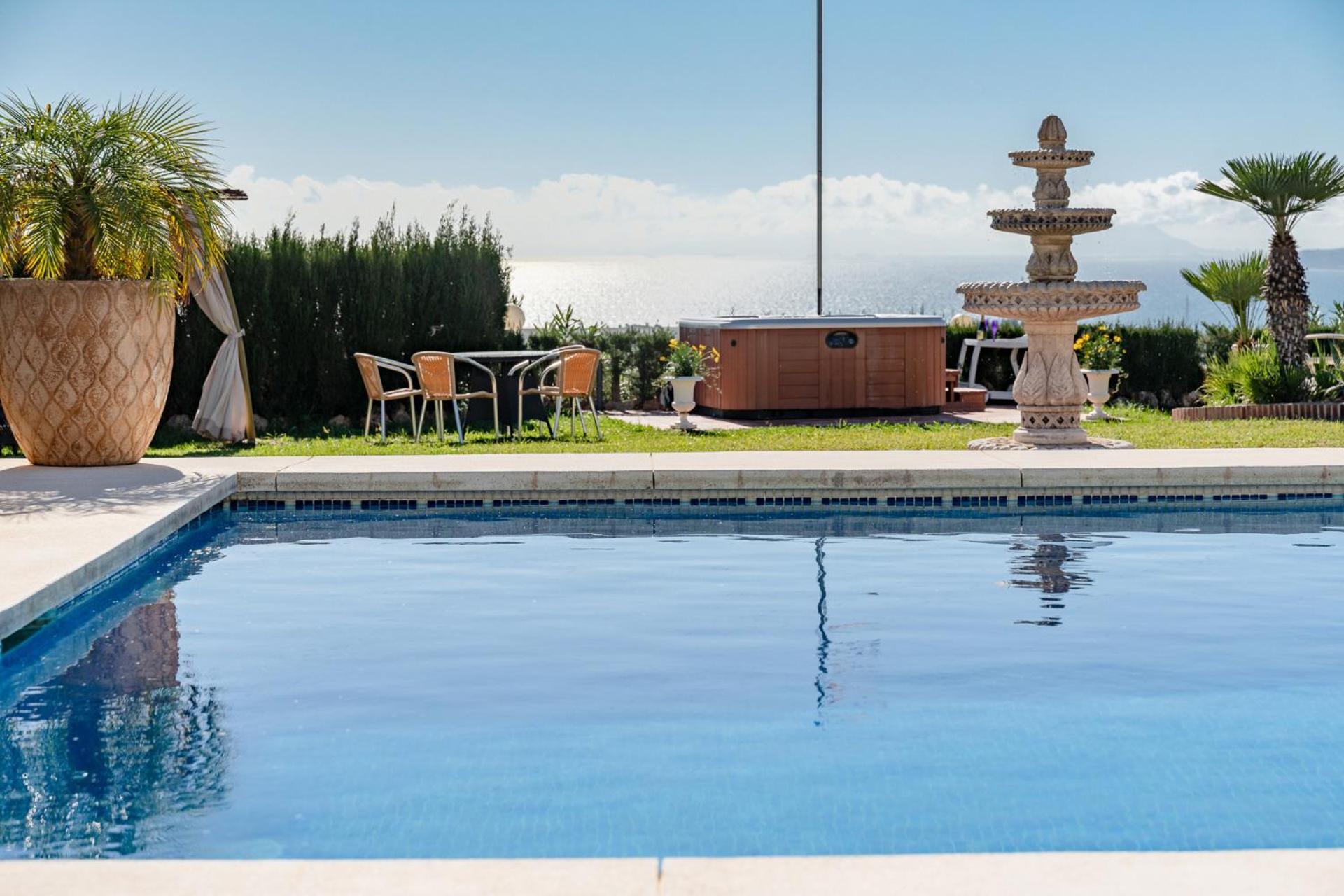 Сasa de vacaciones Camping With Sea View, Pool, Jacuzzi And Zen Garden - Only 5min To Town