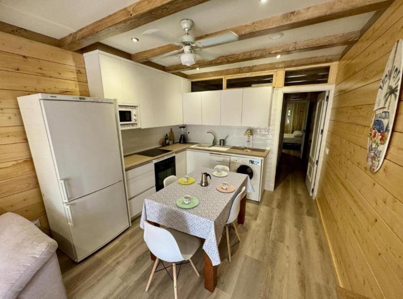 Apartment Casa De Madera 2 *