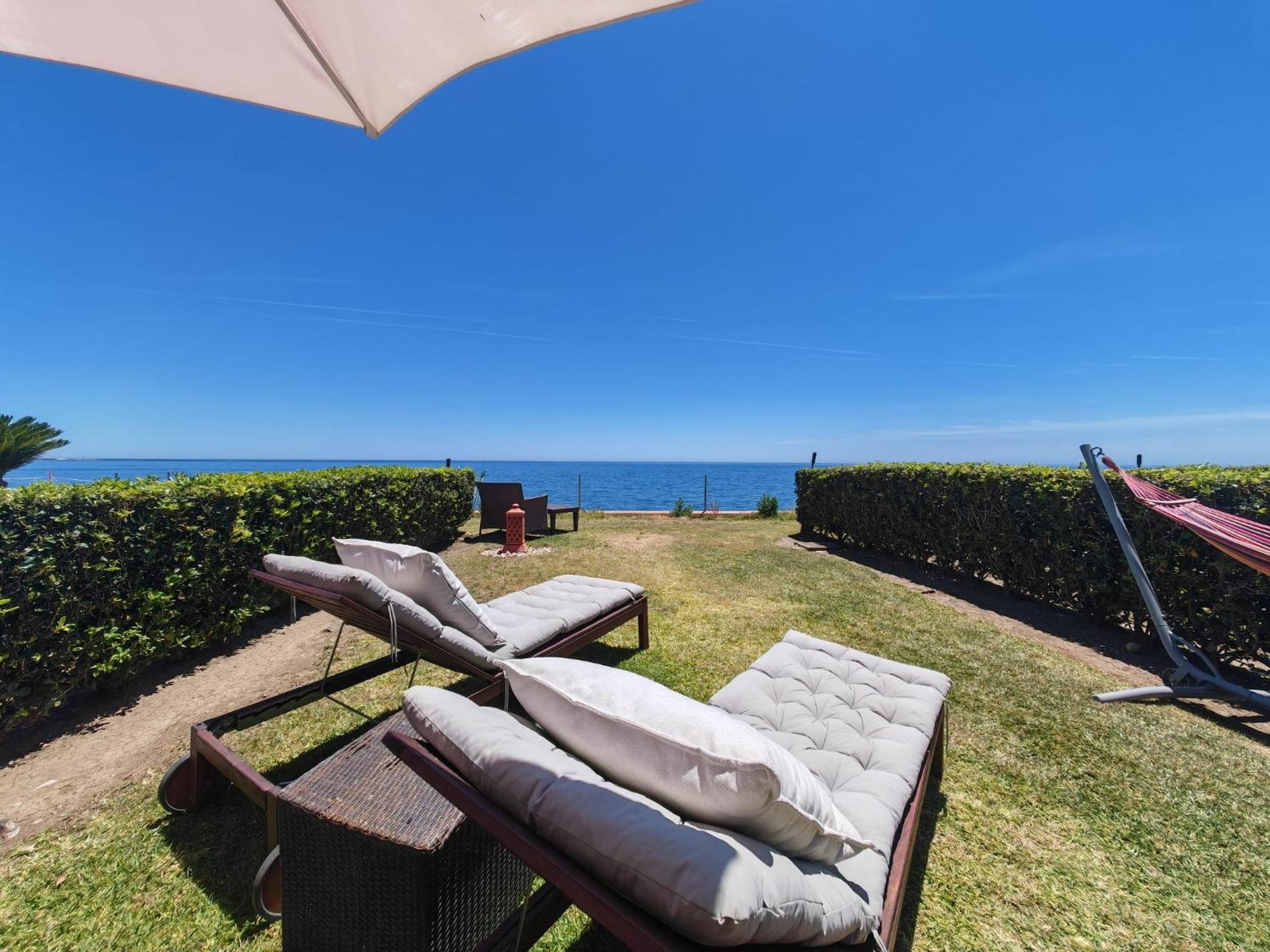 Beachfront Townhouse * Estepona