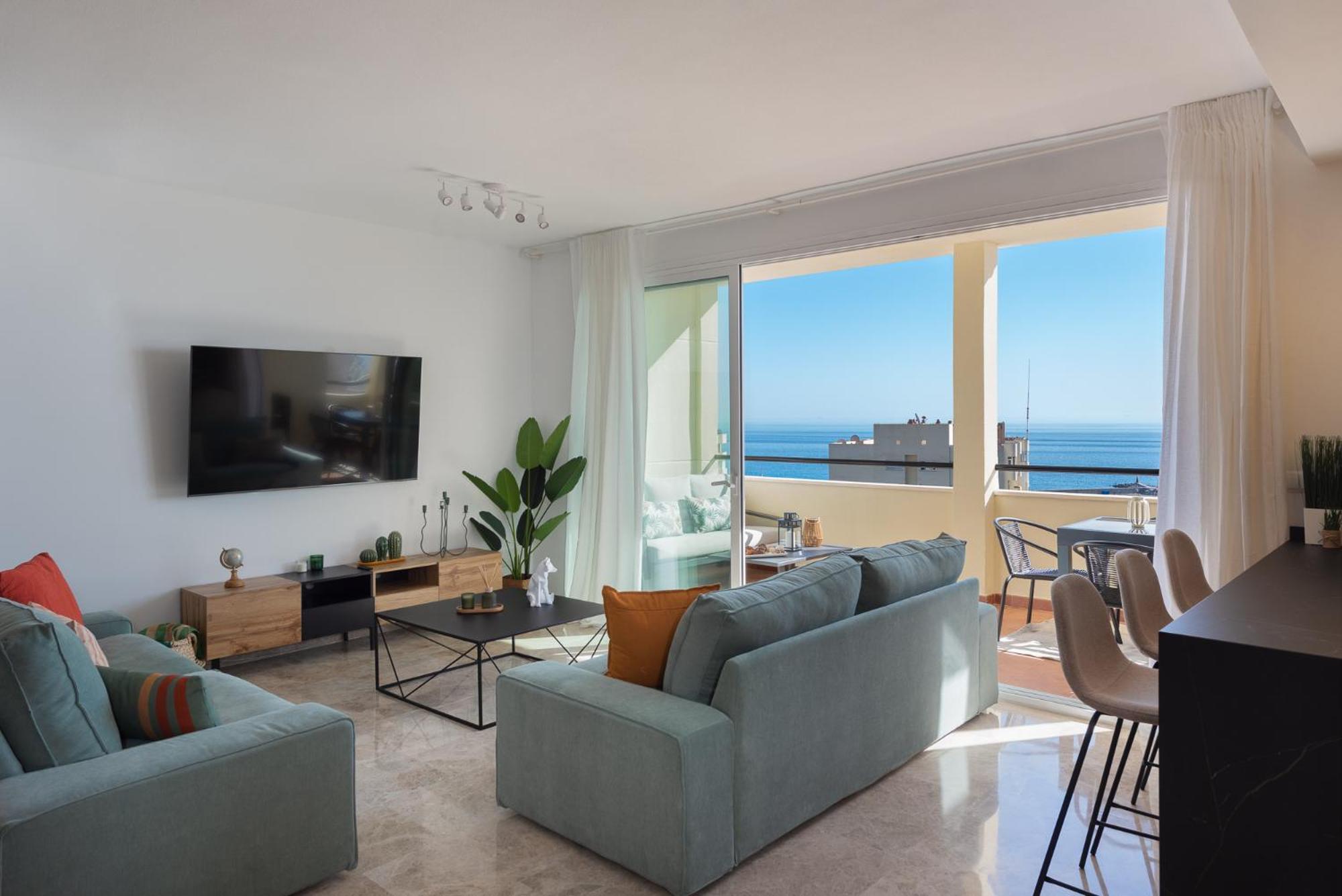 Terrace By The Sea Penthouse & Puerto De *