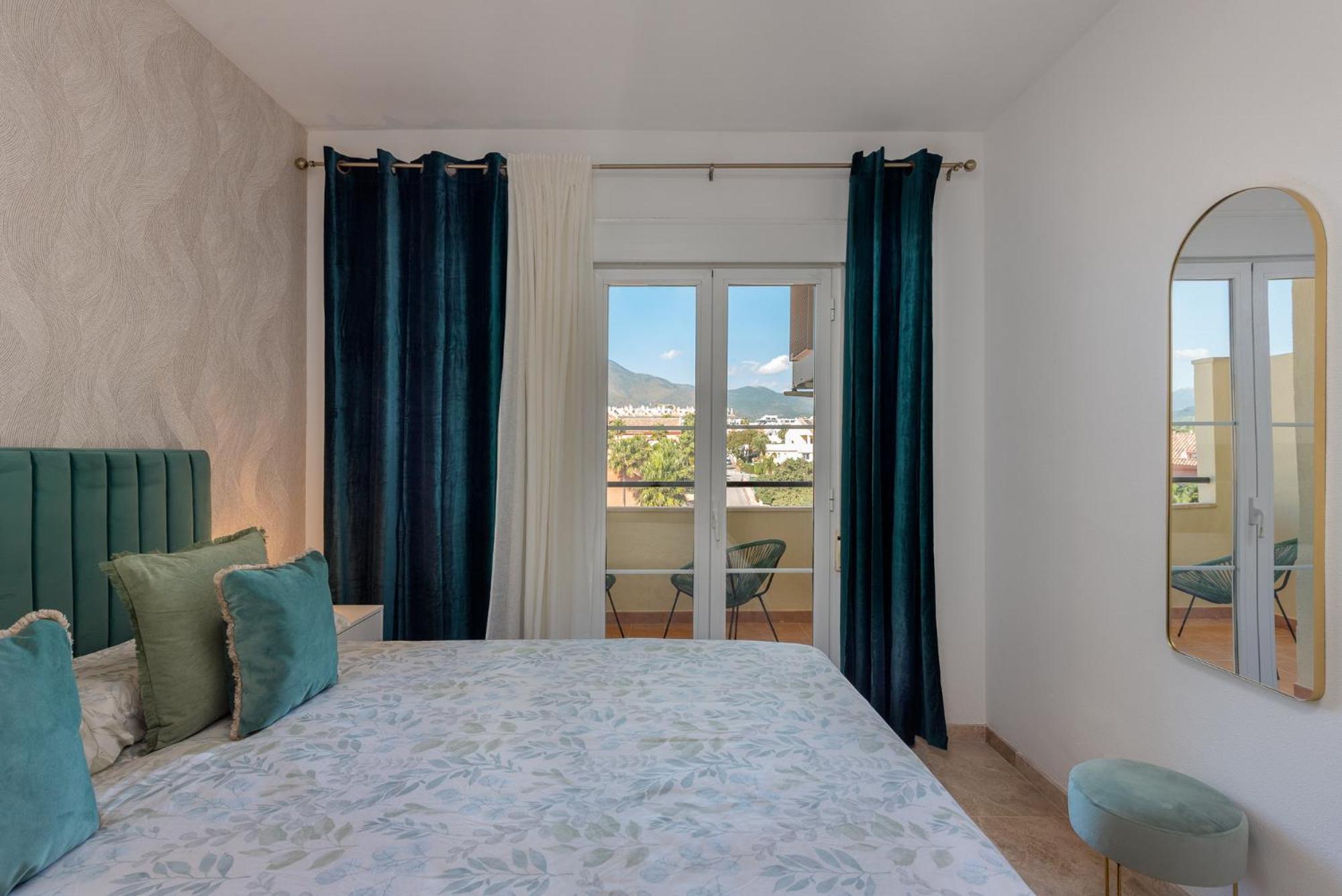 Apartamento Terrace By The Sea Penthouse & Puerto De Estepona