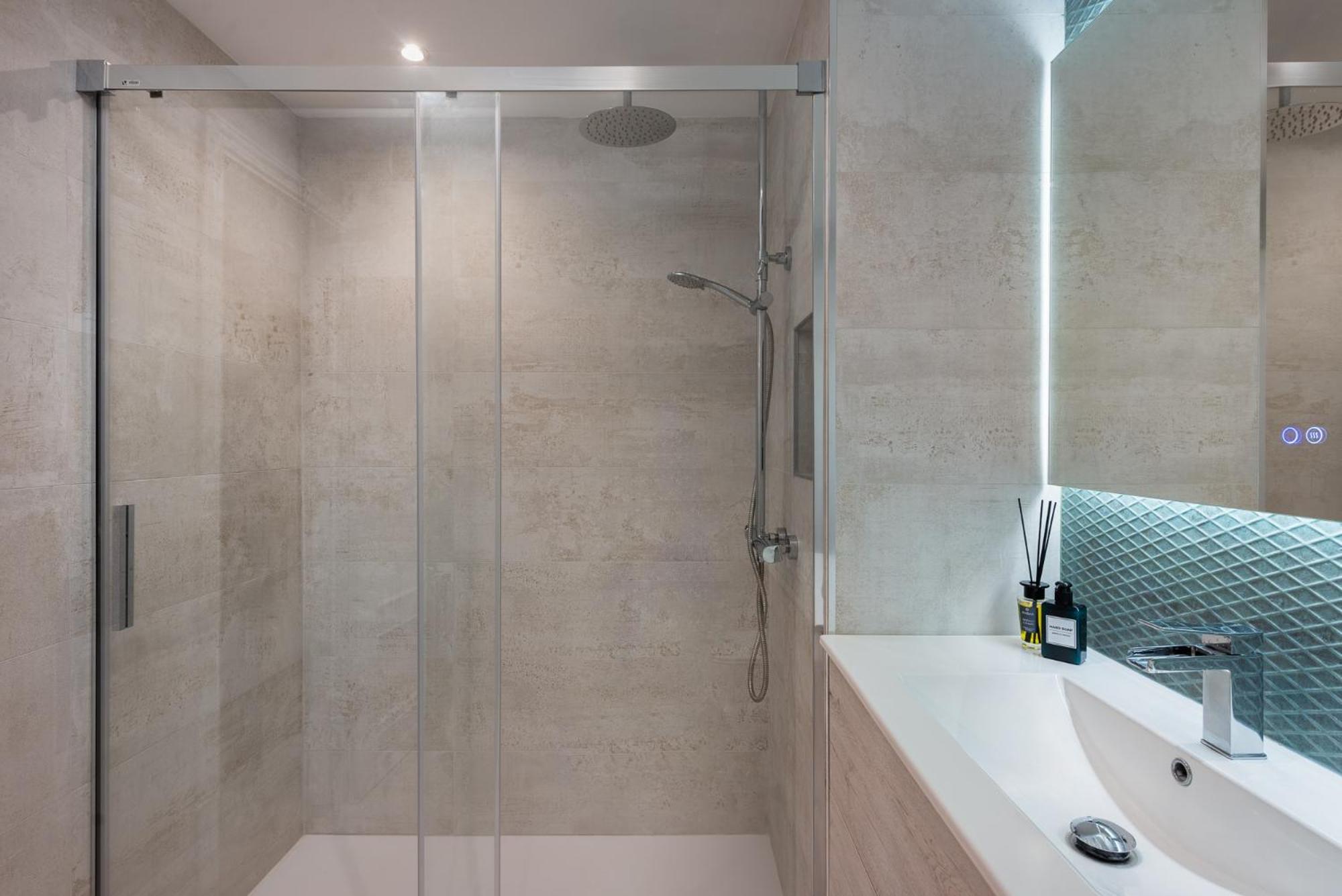 Terrace By The Sea Penthouse & Puerto De Estepona