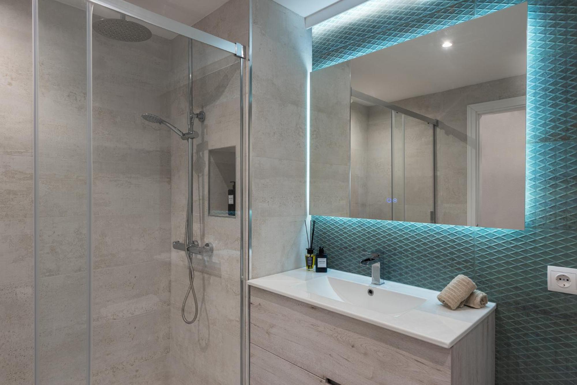 Terrace By The Sea Penthouse & Puerto De * Estepona