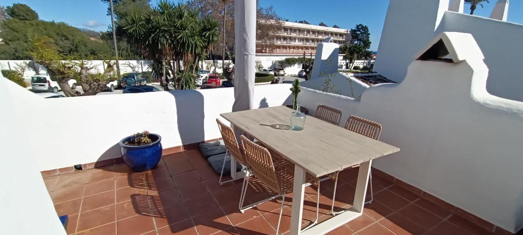 Villa - Playa - 2 Con Terraza Solarium Mi2 Estepona