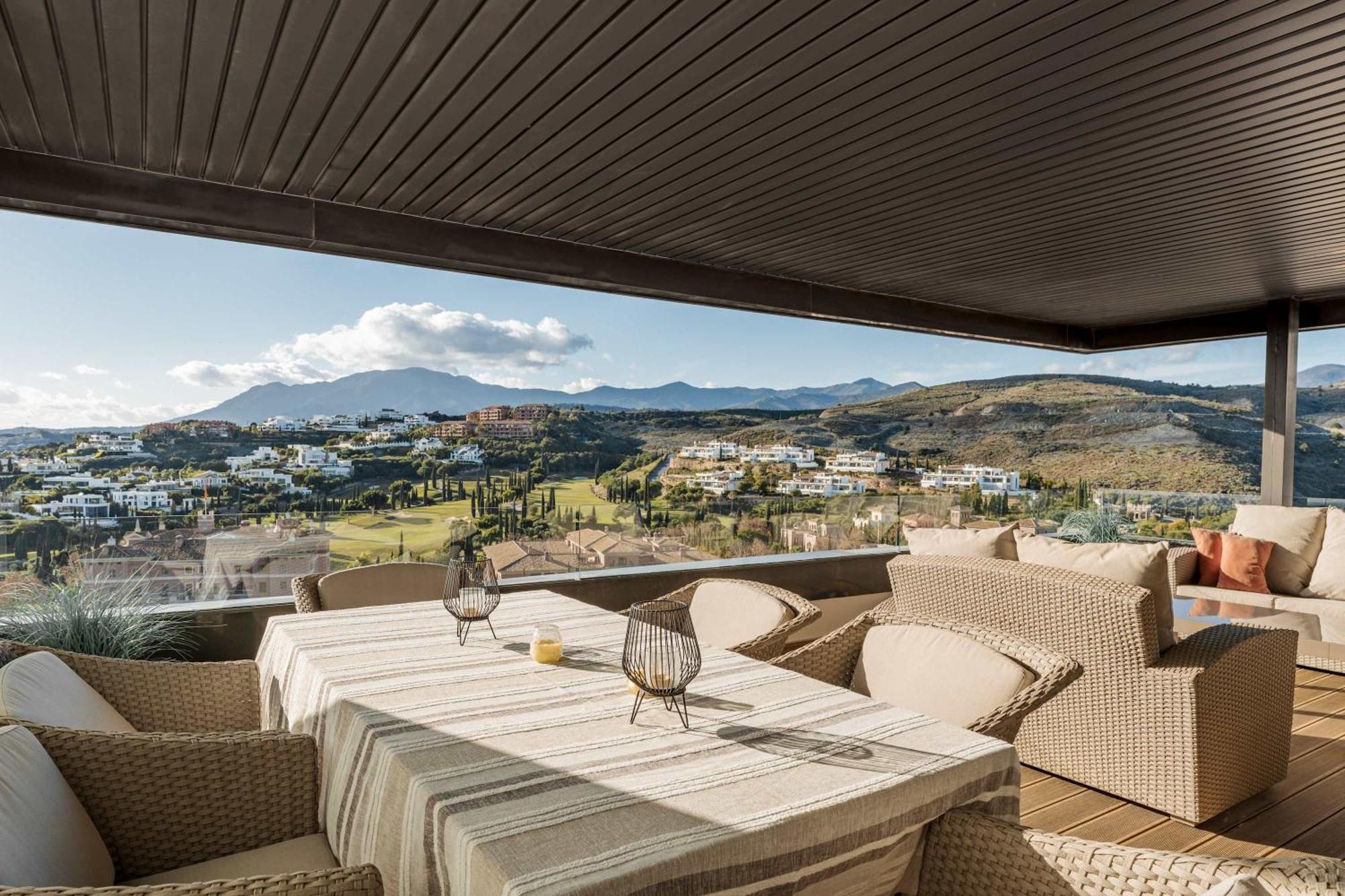 Hoyo19 10 Views Luxury * Estepona
