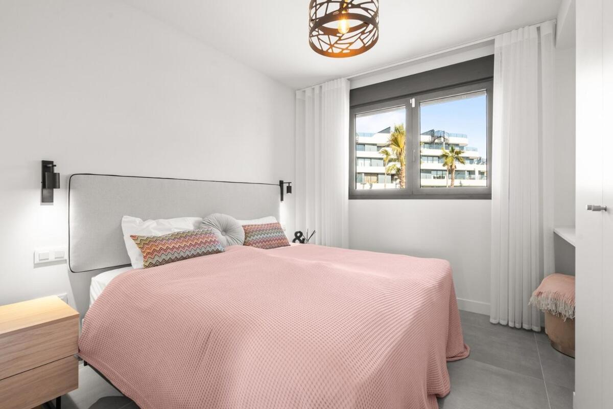 Discover Luxury Living In Estepona's Oasis-rdr467 Apartment *