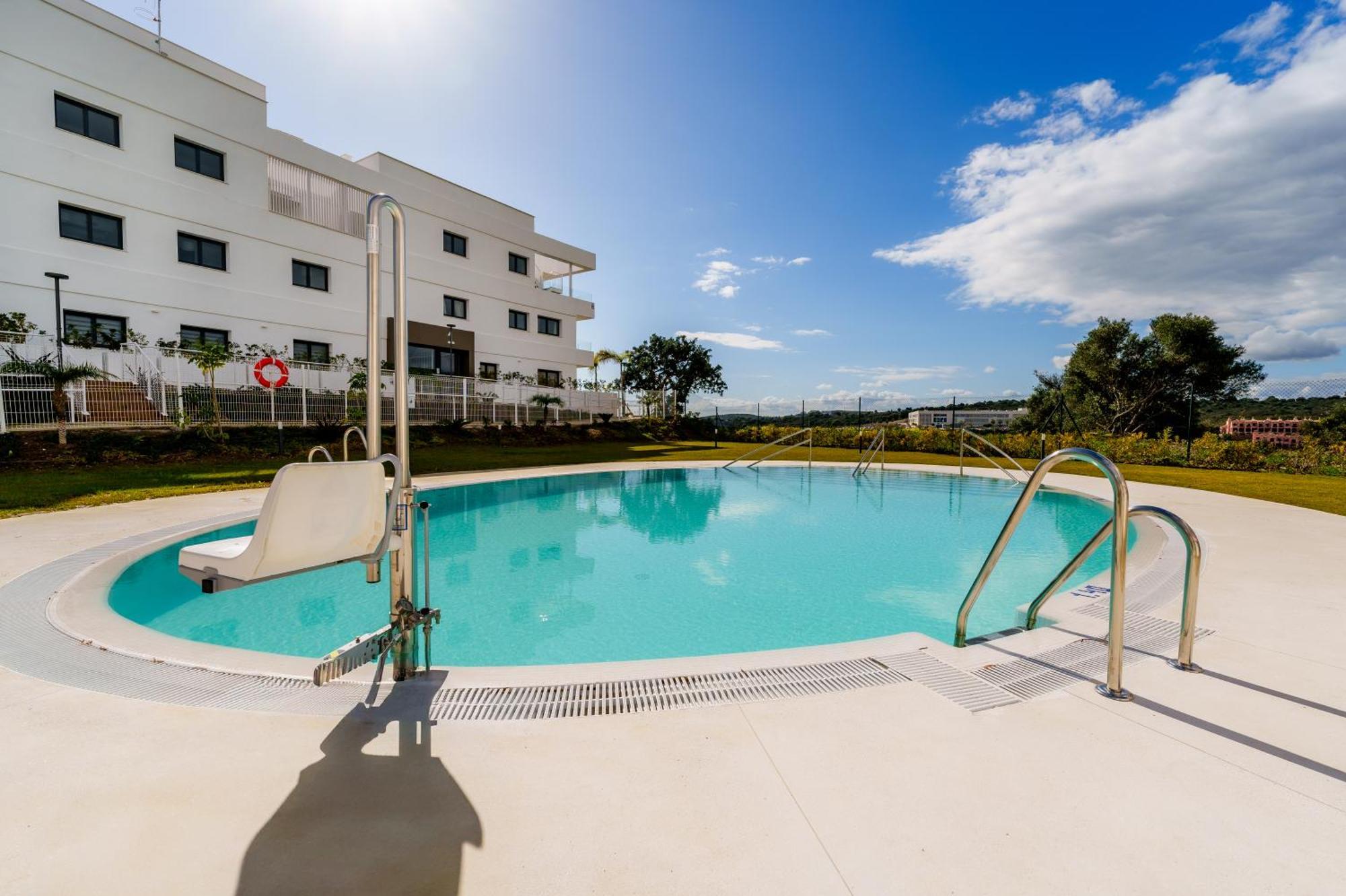 One80 By Mario Estepona