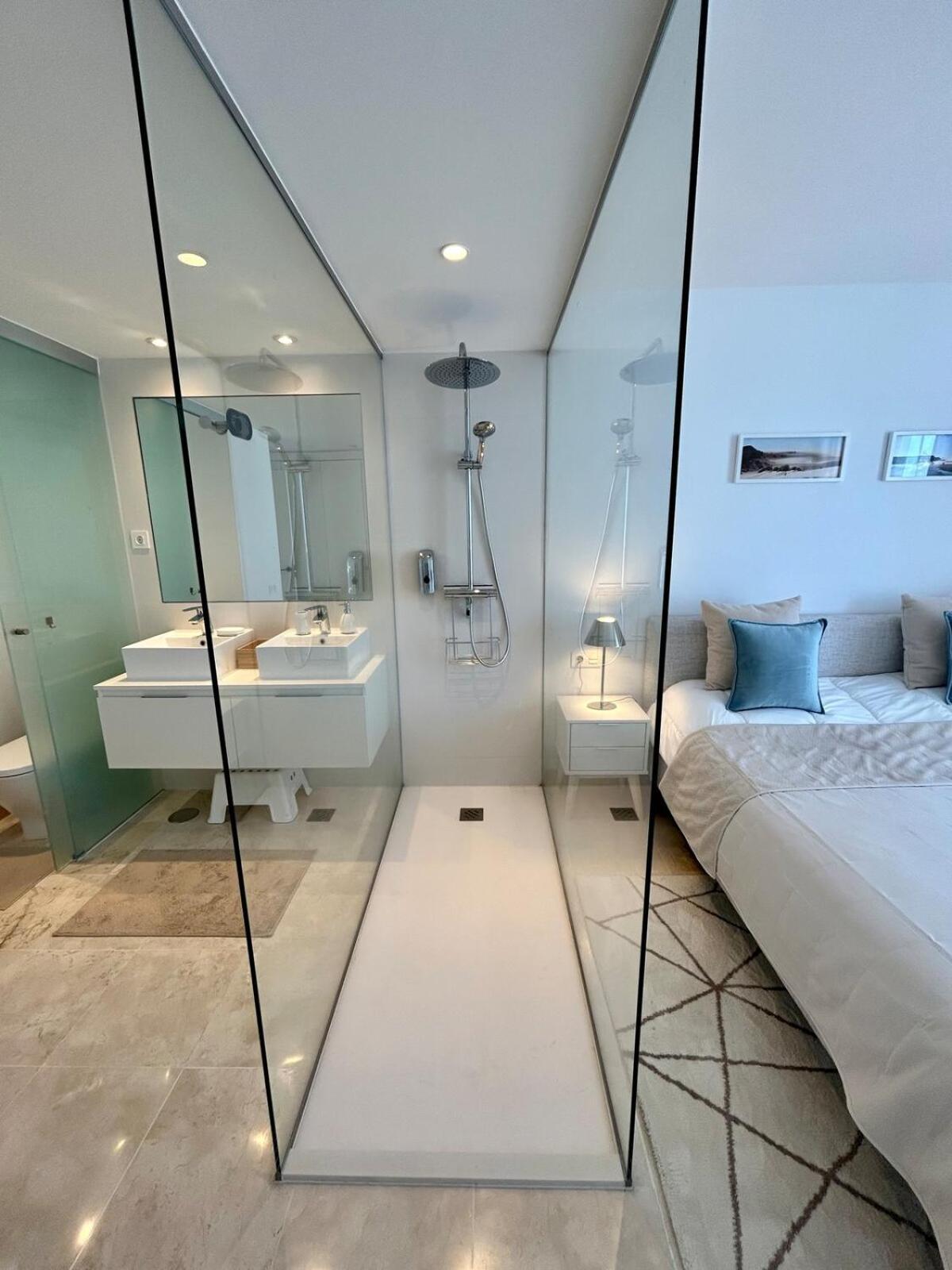 Stunning Sea View Penthouse Apartment Estepona