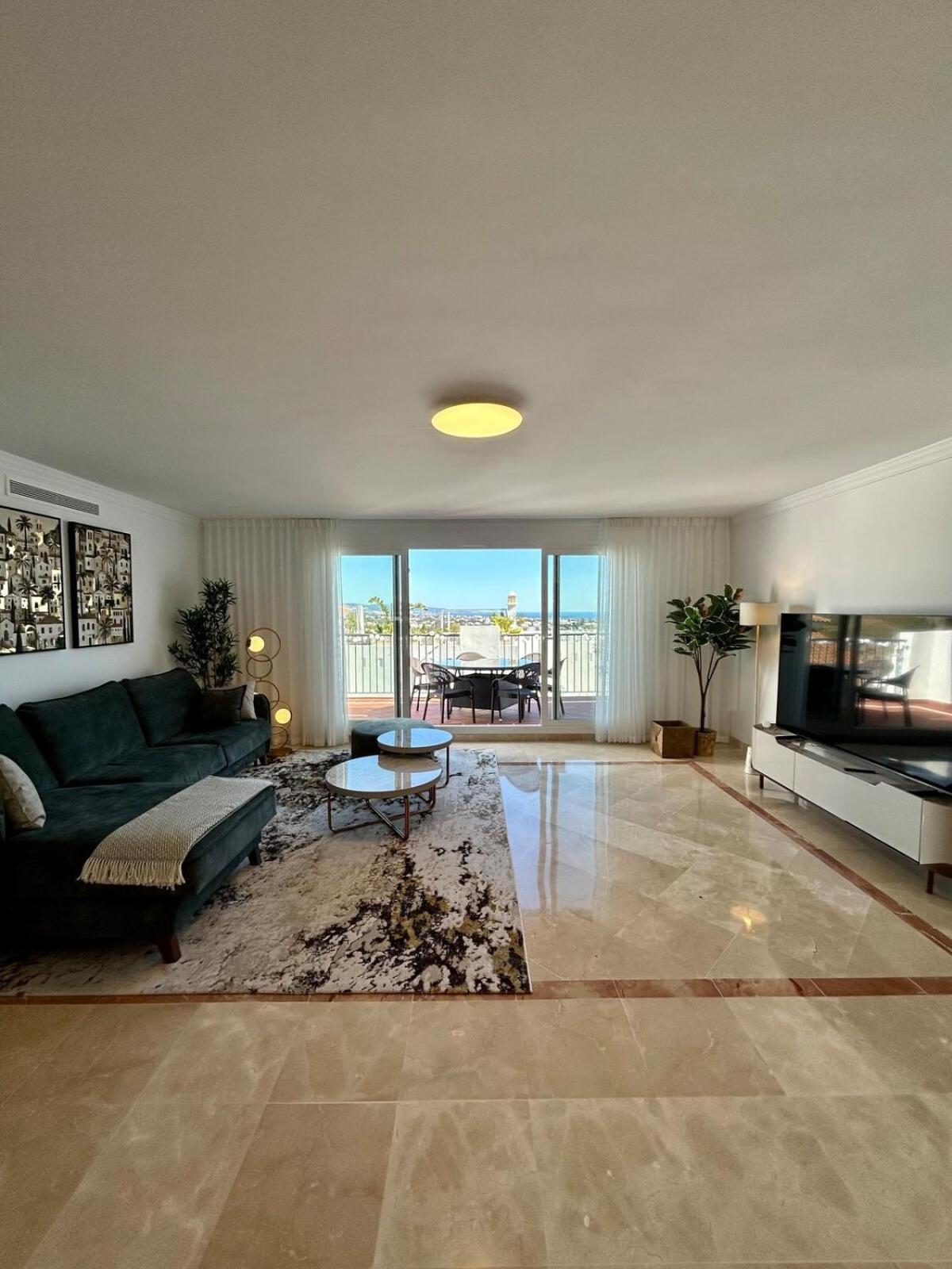 Apartment Stunning Sea View Penthouse Estepona