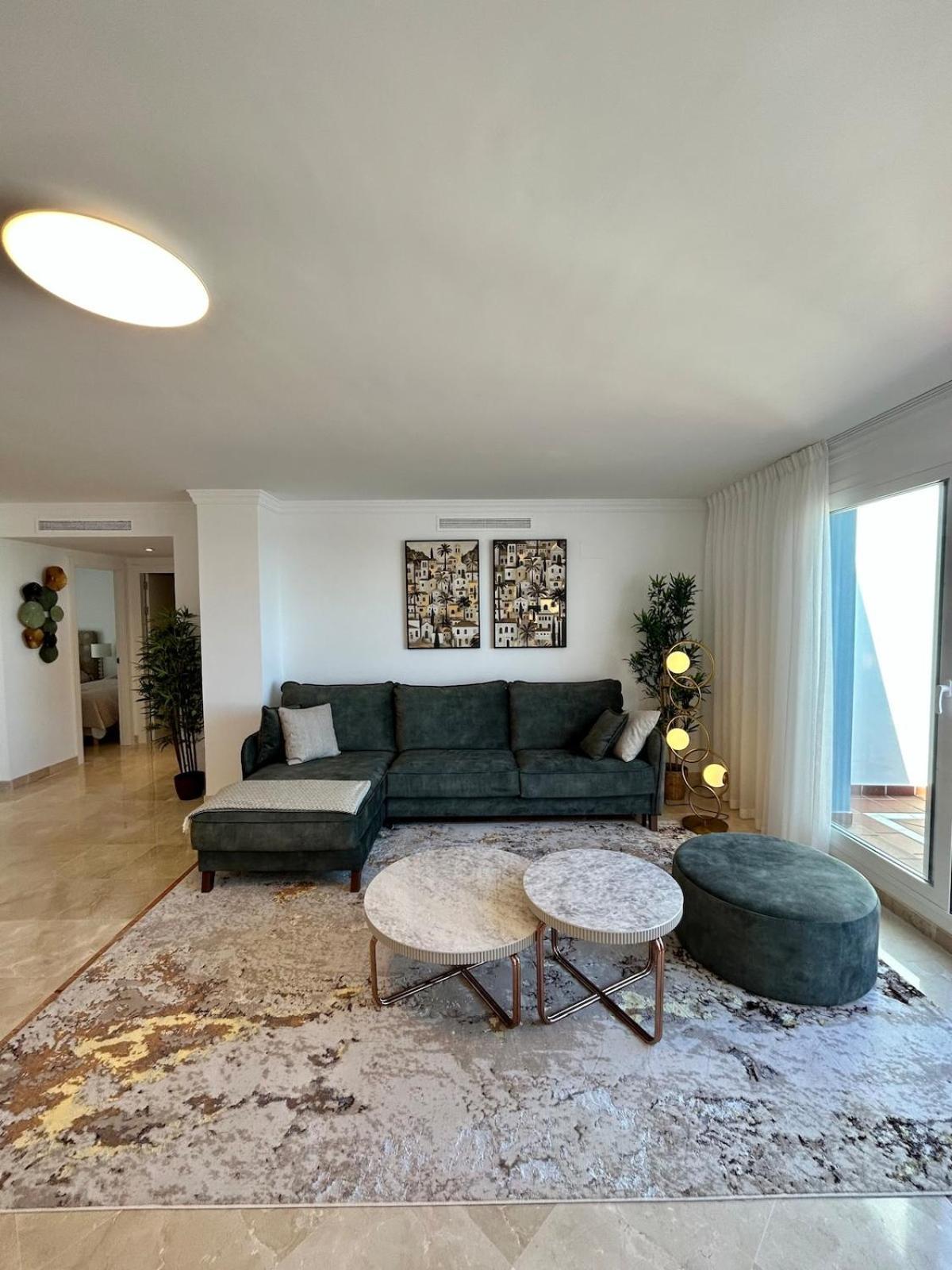 Stunning Sea View Penthouse Apartment