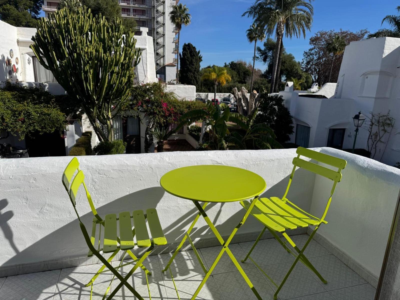 Alia Townhouse Apartment *