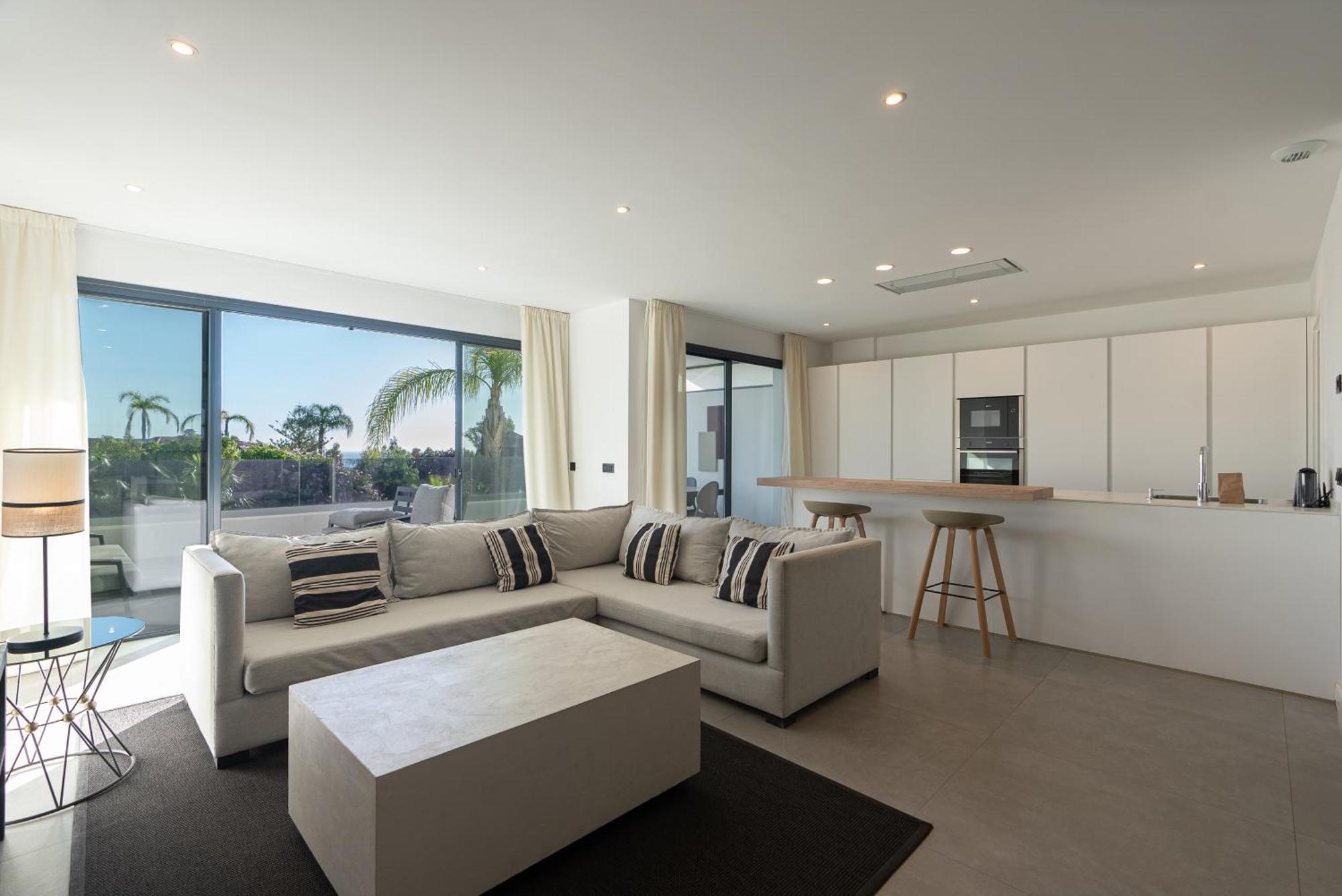 Hills Aparthotel Estepona