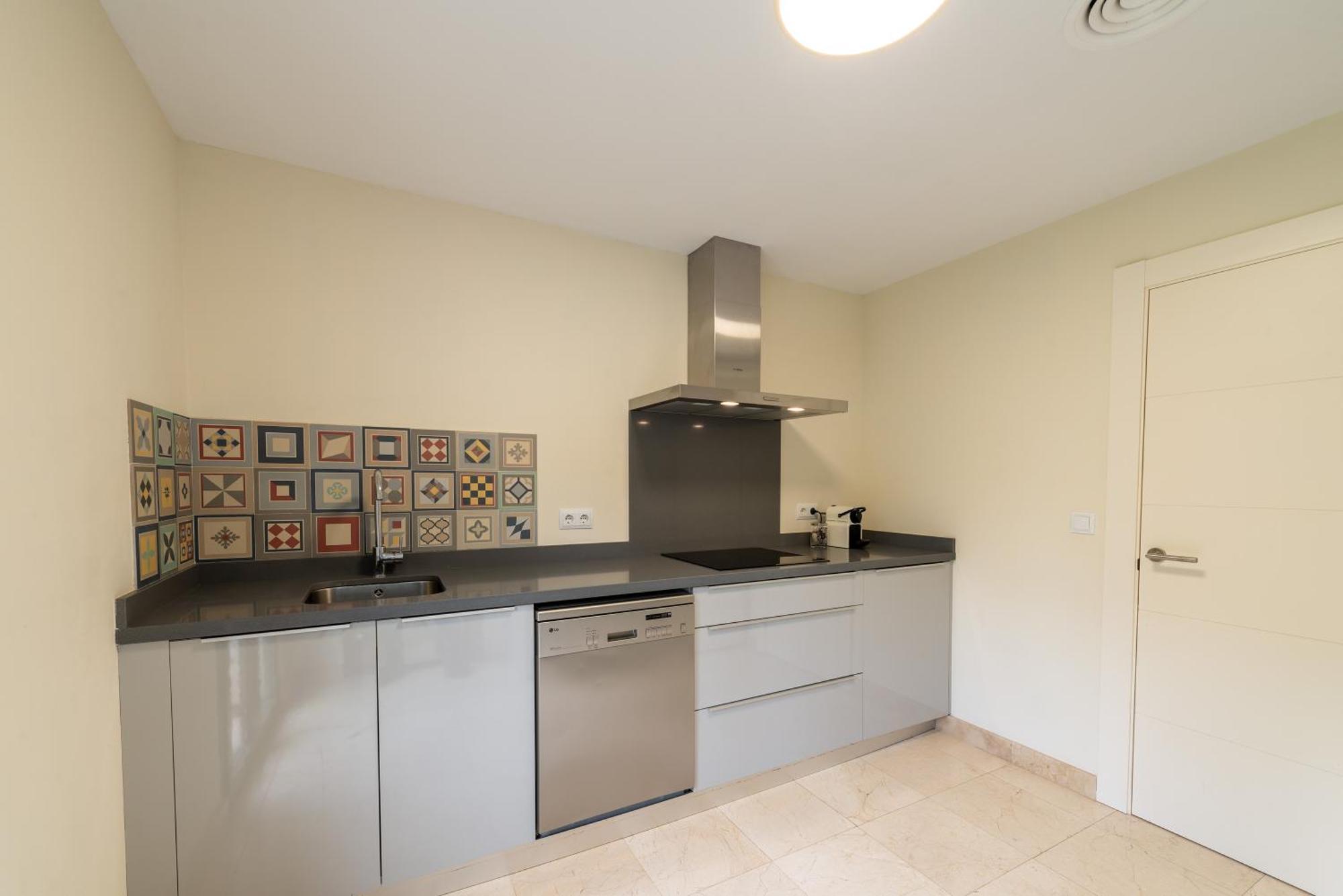Apartamento Elegant Getaway Near Padierna Marbella Lux