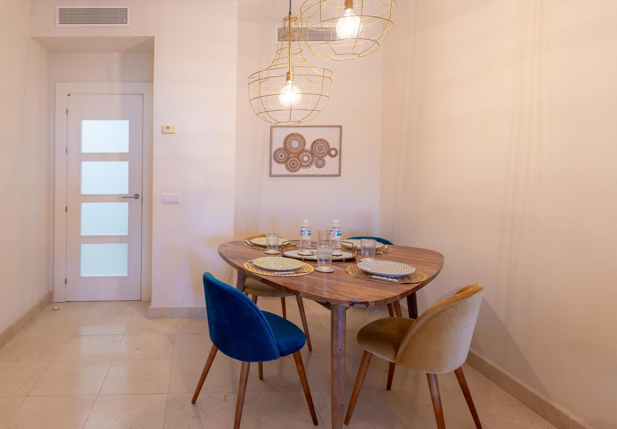 Apartamento Elegant Getaway Near Padierna Marbella Lux Estepona