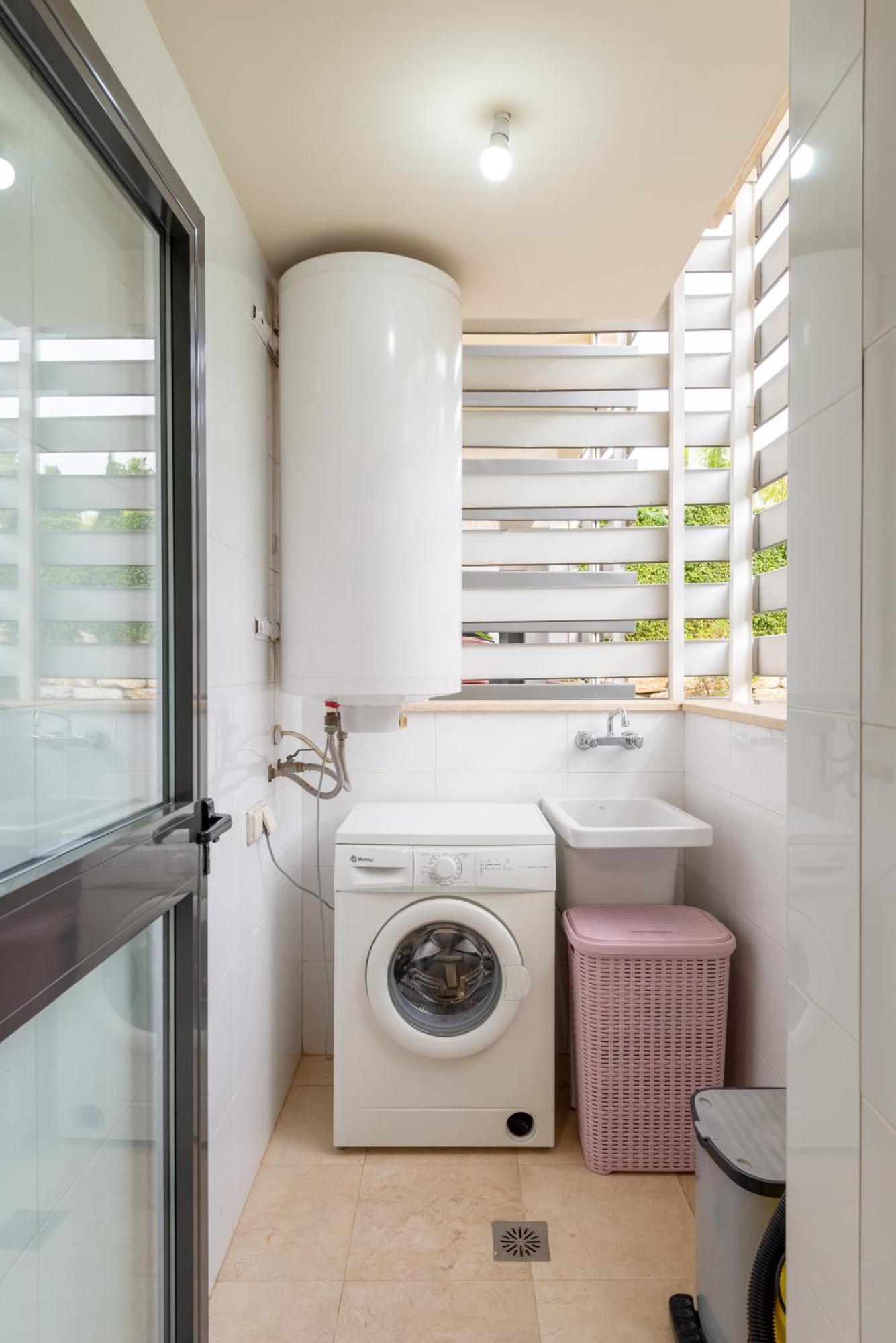 Elegant Getaway Near Padierna Marbella Lux Estepona