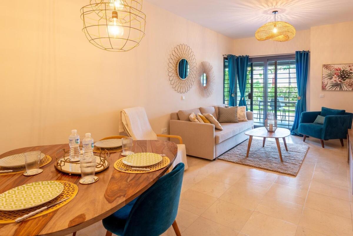 Elegant Getaway Near Padierna Marbella Lux Apartamento