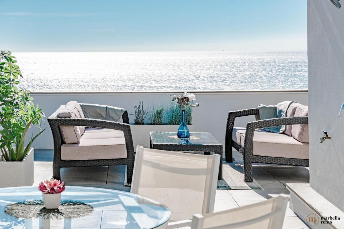 Victoria Blu Ref #95 Estepona