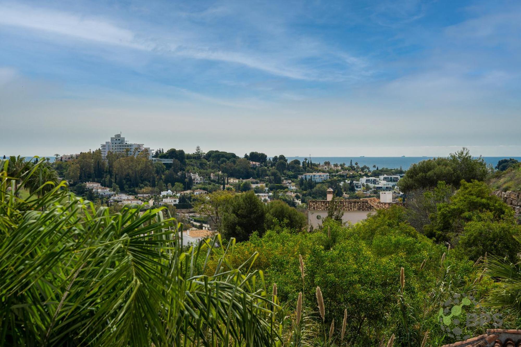 Penthouse With Incredibles Views 6 Pools Golf 14 Apartment Estepona
