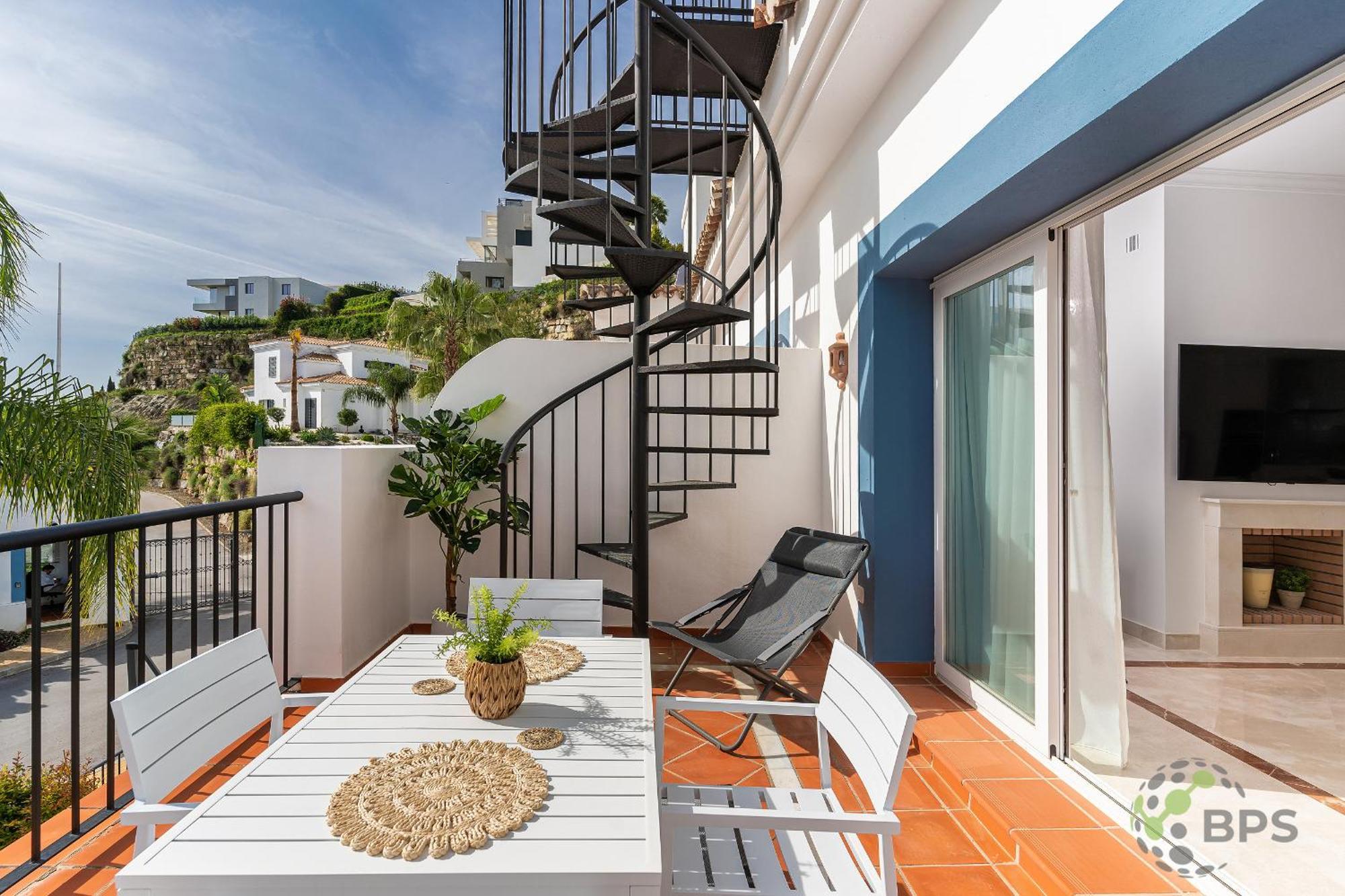 Apartment Penthouse With Incredibles Views 6 Pools Golf 14 Estepona