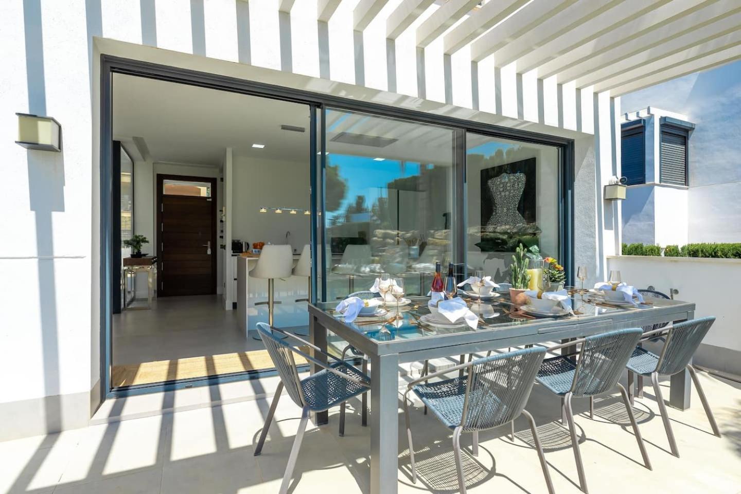 New Luxury 4br Pool, Bbq Estepona