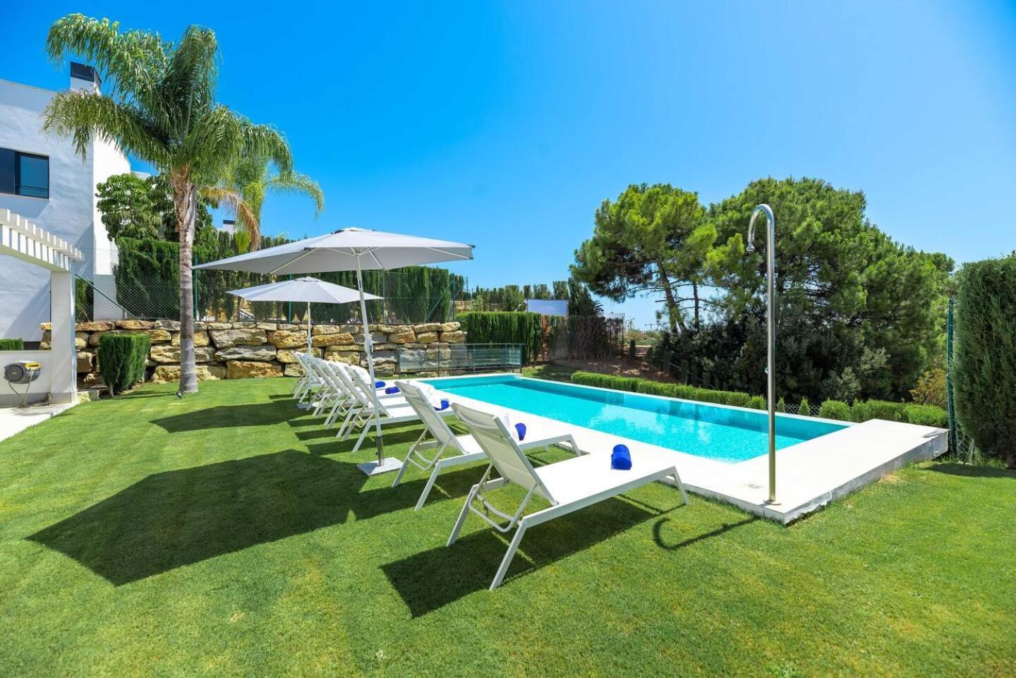 Villa New Luxury 4br Pool, Bbq *