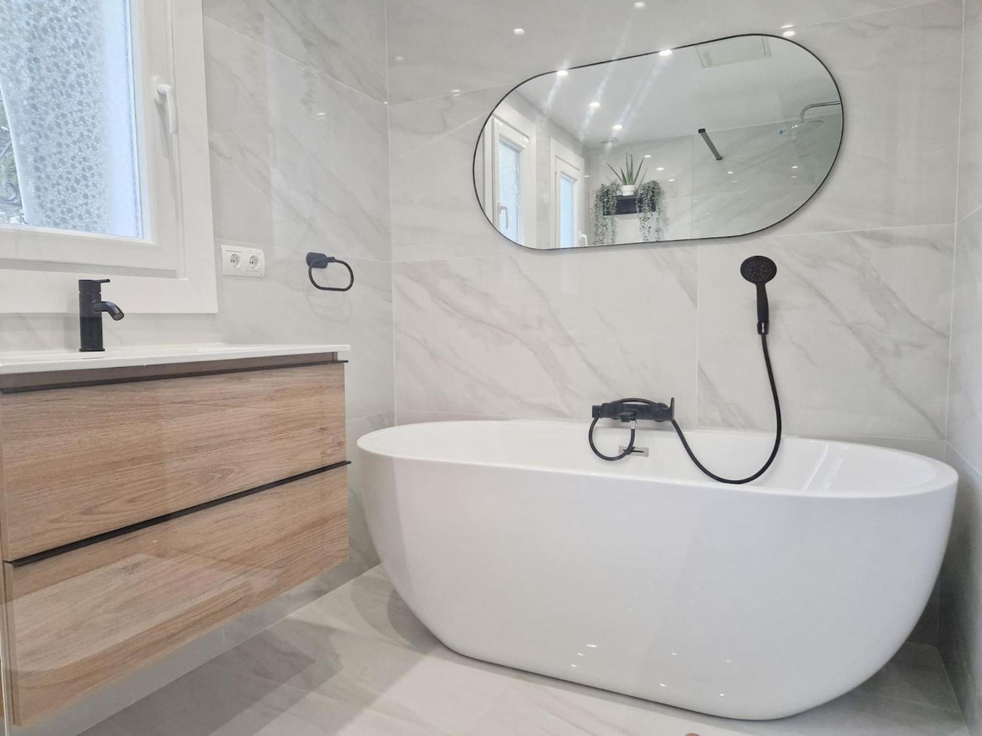 Modern Two Bedroom In Pueblo Cortes Del Golf Benahavis * Estepona