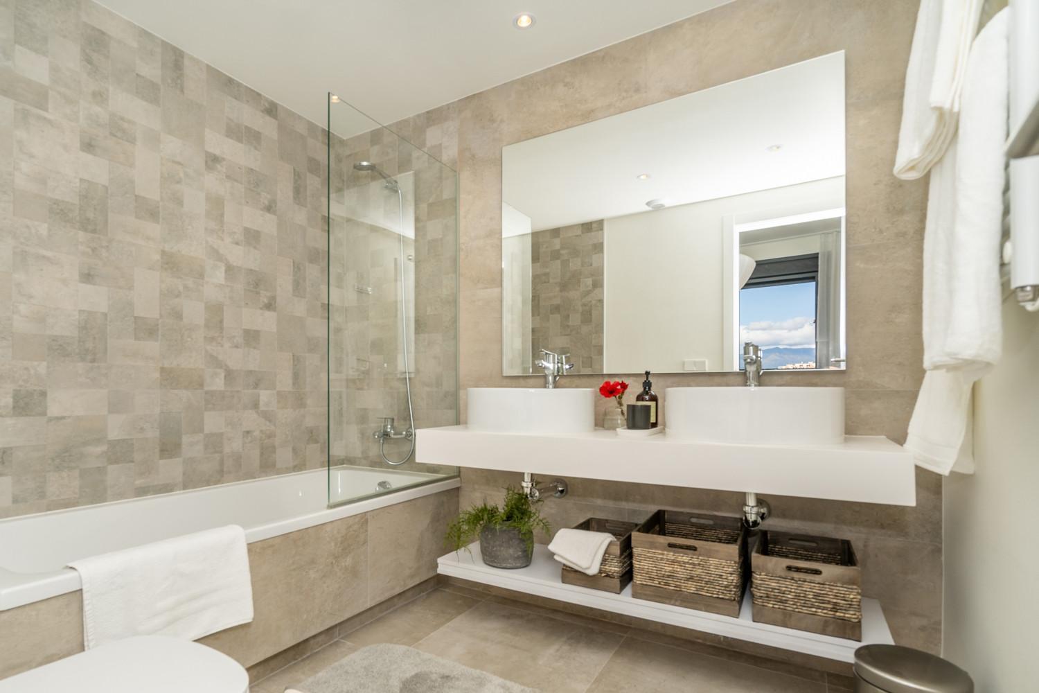 Apartment Inf26f - Modern And Bright *