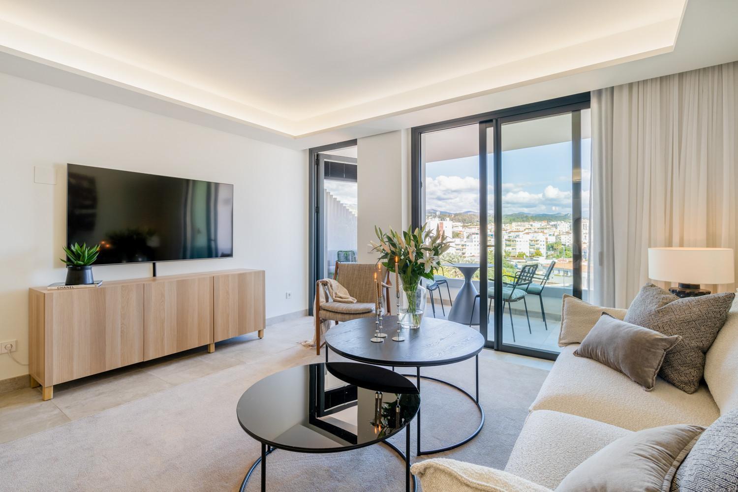 Inf26f - Modern And Bright Estepona