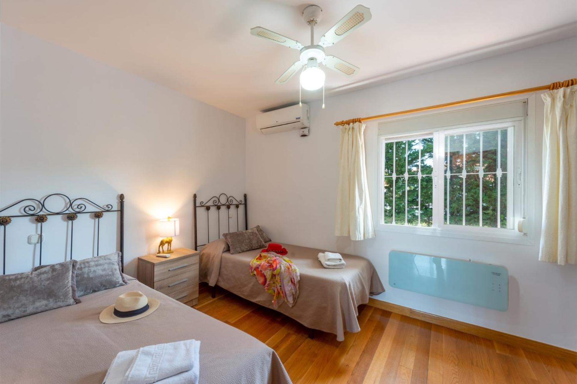 Holivista Elegant 4-bedroom Spanish In * Estepona