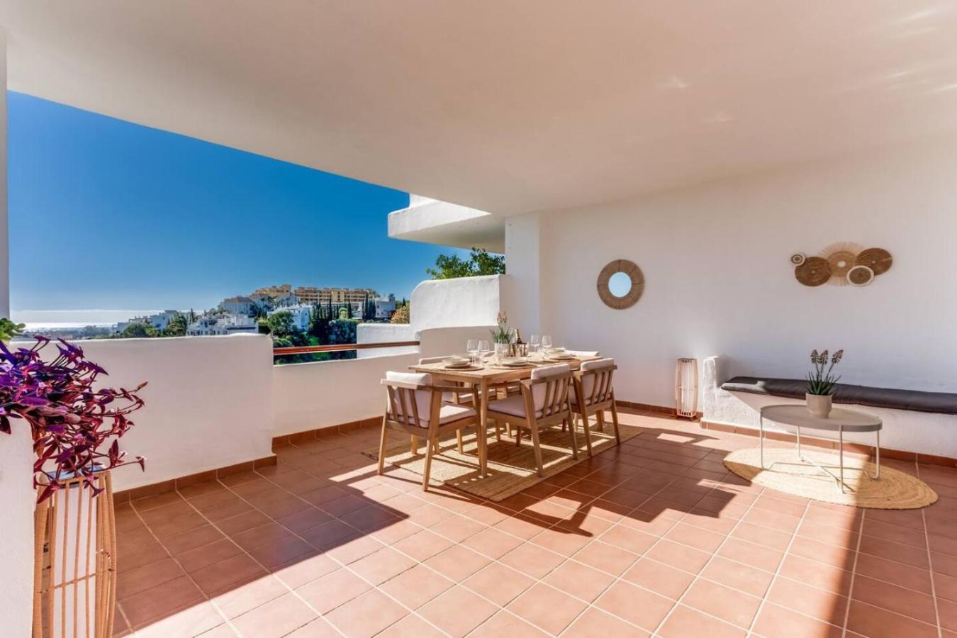 Appartement Beautiful Casita Near Lunymar Golf Course With Stunning Views Estepona