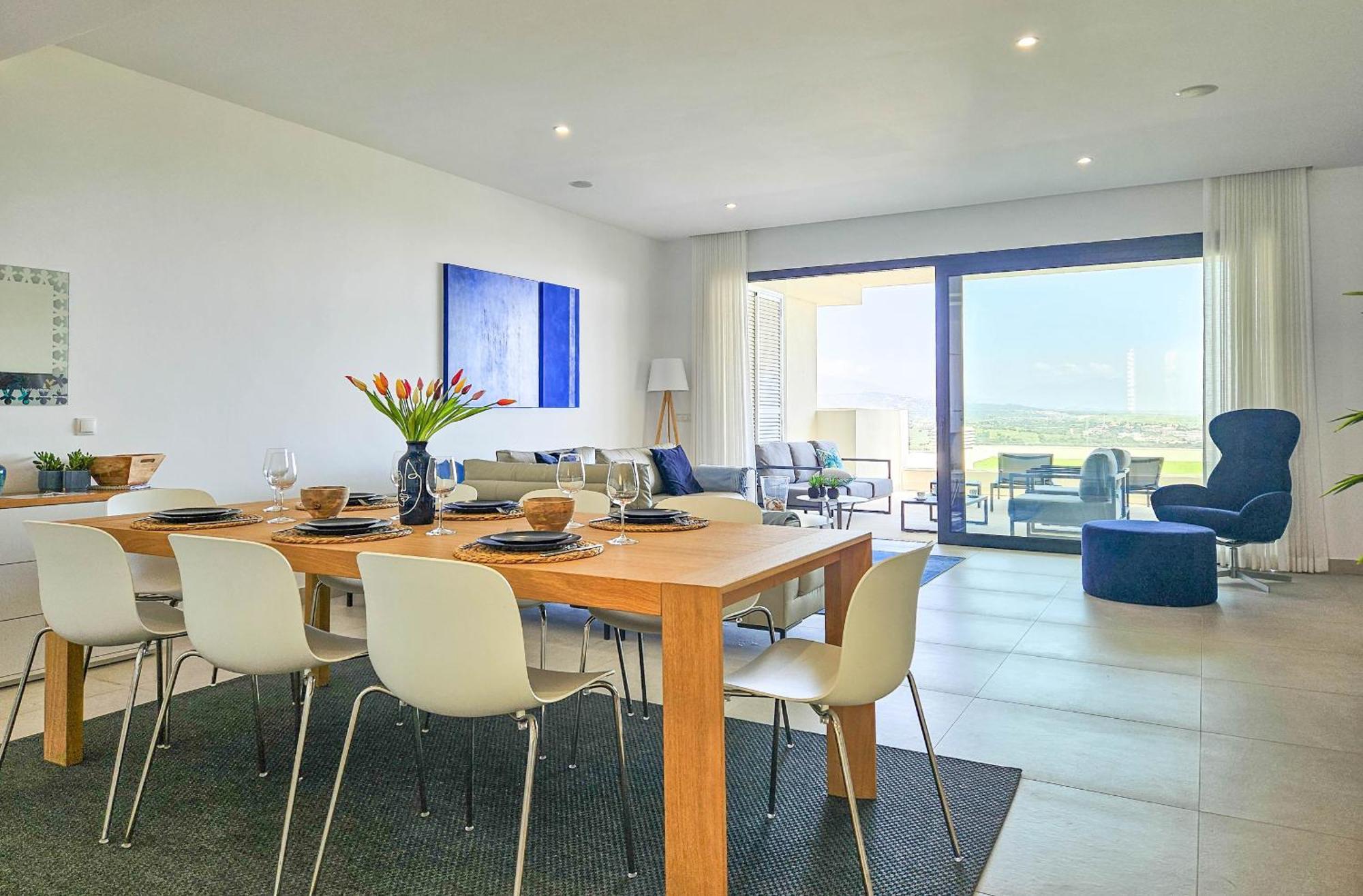 Apartment Modern 2 Bed Ground Floor Cortesin