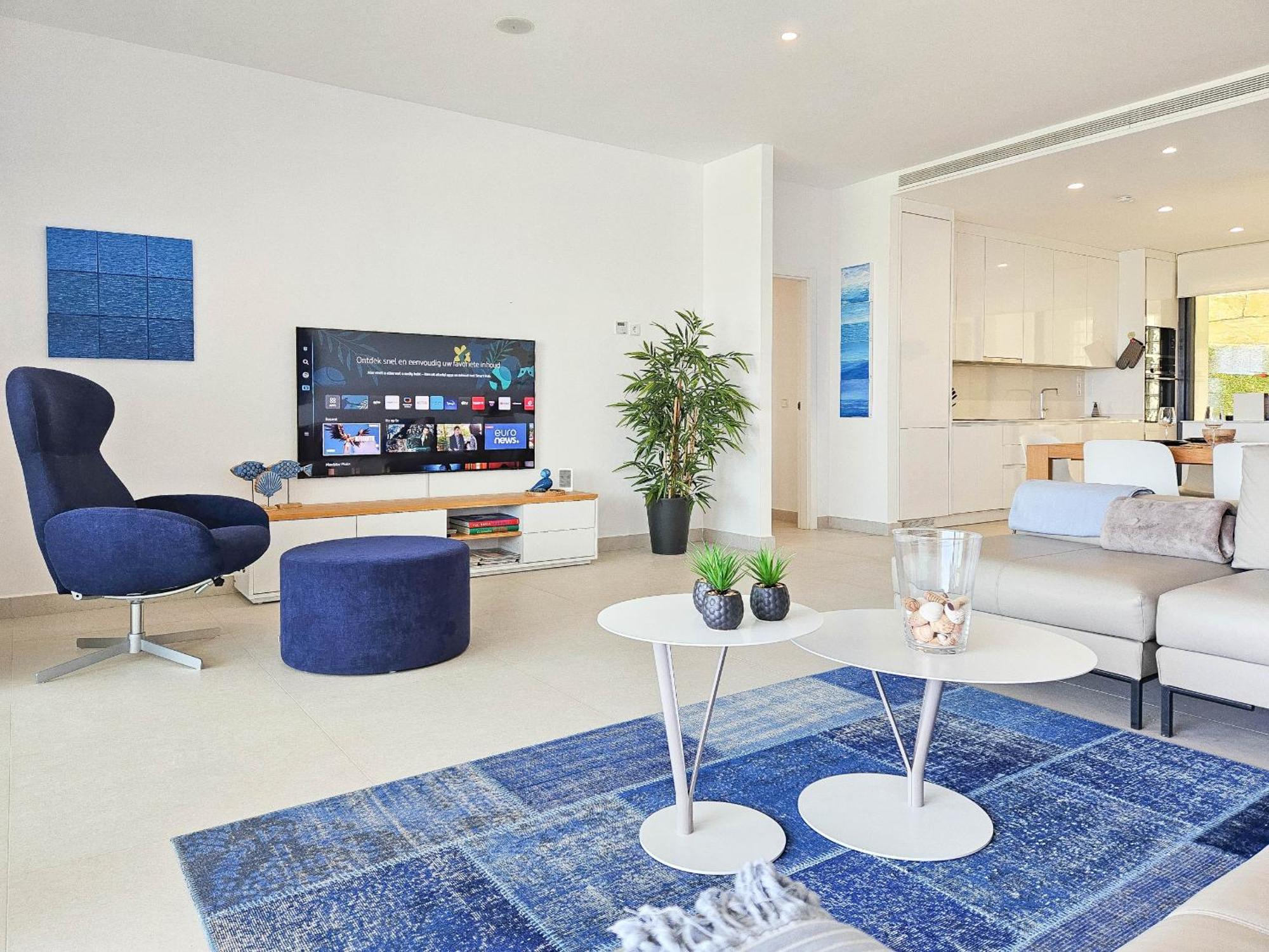 Modern 2 Bed Ground Floor Cortesin Apartment Estepona