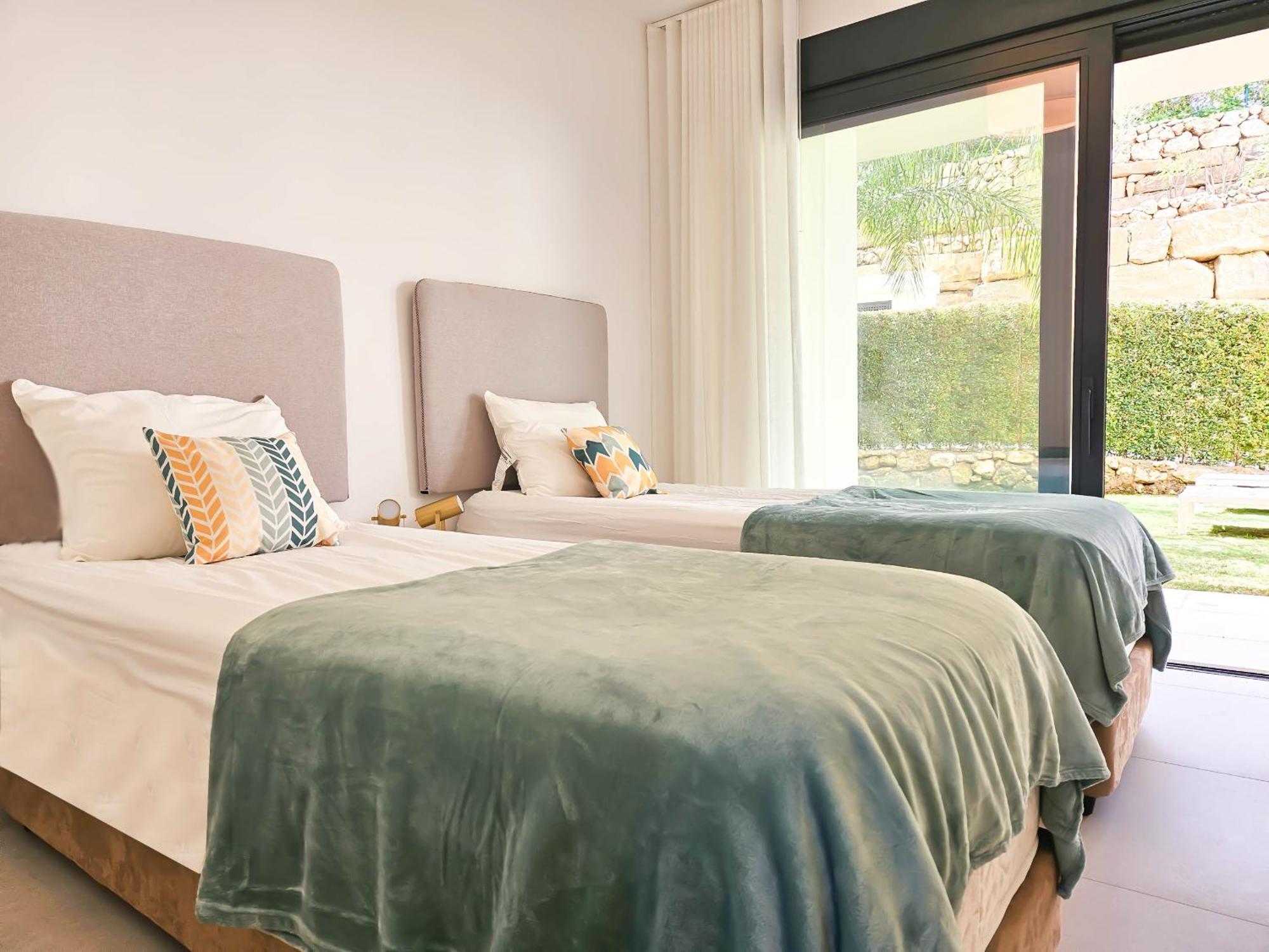 Modern 2 Bed Ground Floor Cortesin Apartment Estepona
