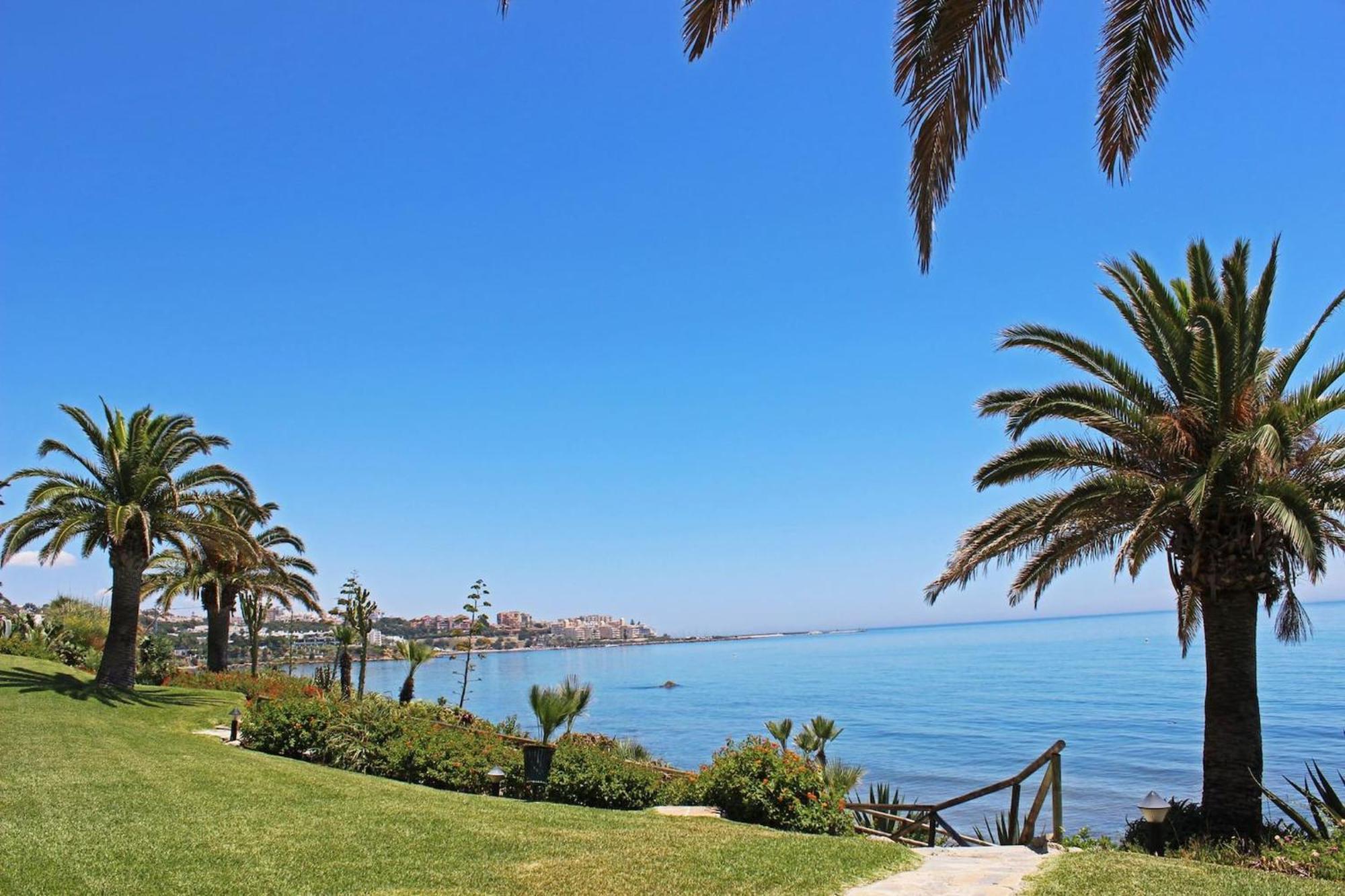 Apartamento One Bedroom In *