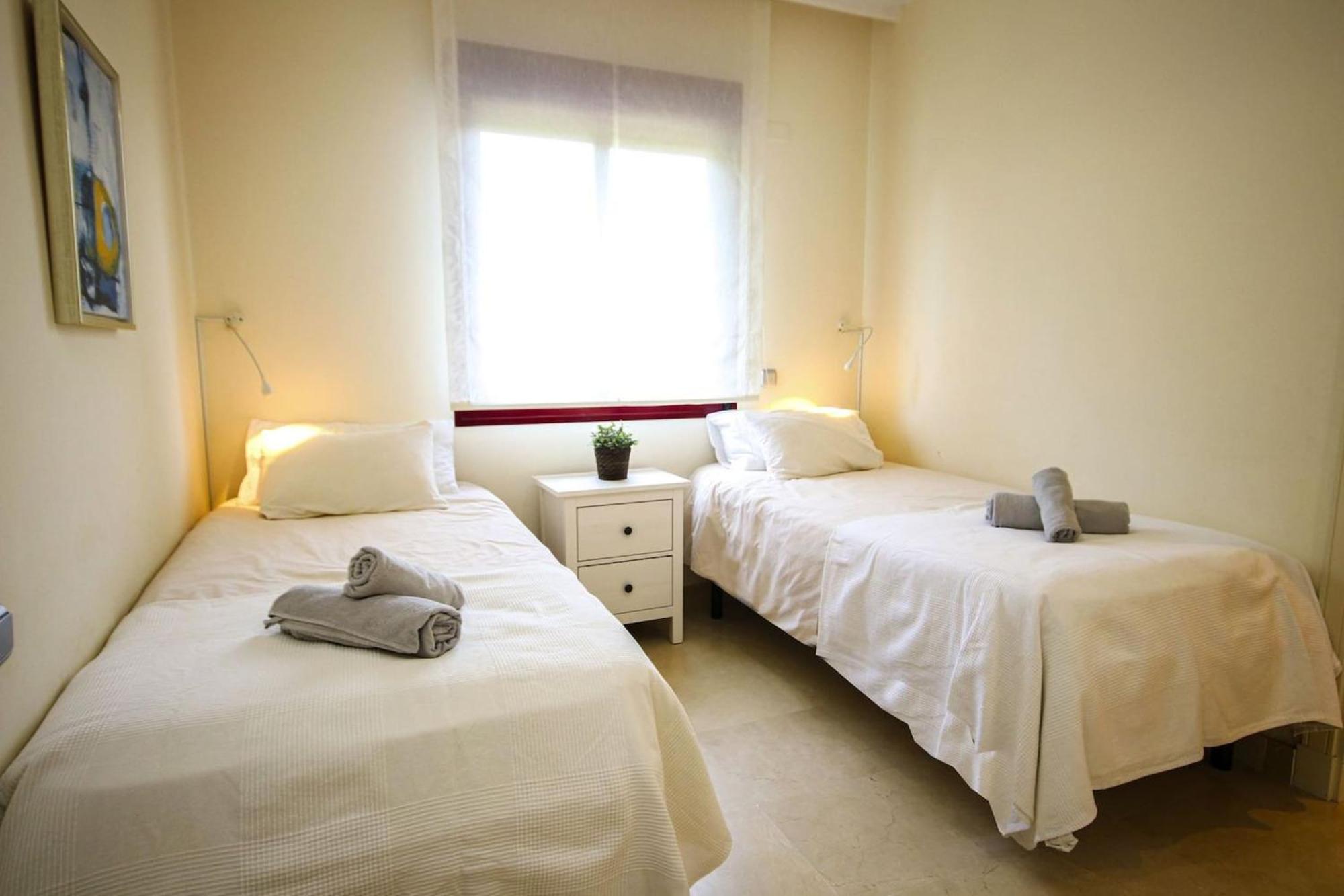 Penthouse Great Sea Views & Access Apartment Estepona