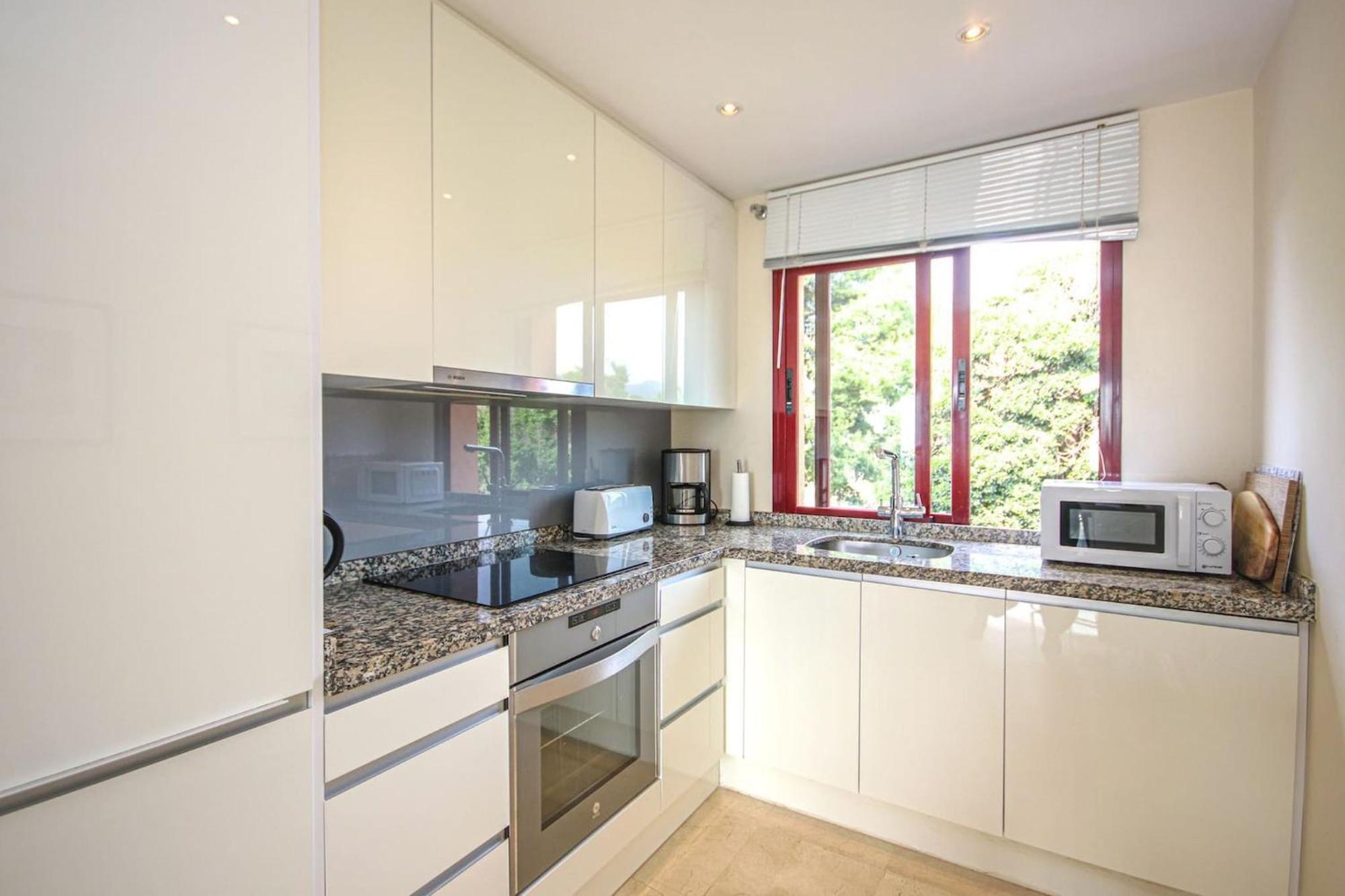 Apartment Penthouse Great Sea Views & Access