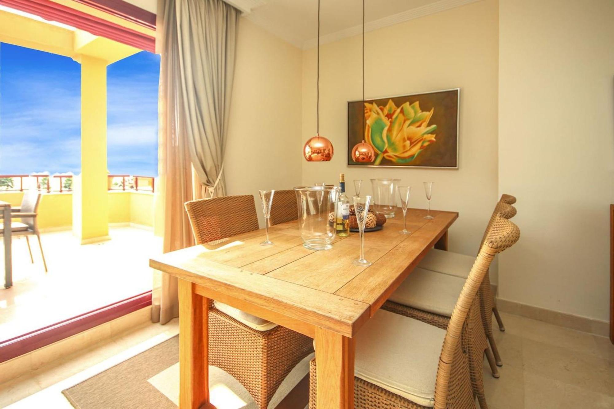 Apartment Penthouse Great Sea Views & Access Estepona