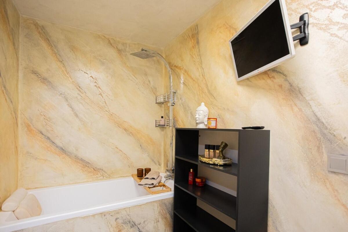 Apartment Hoyo19 *