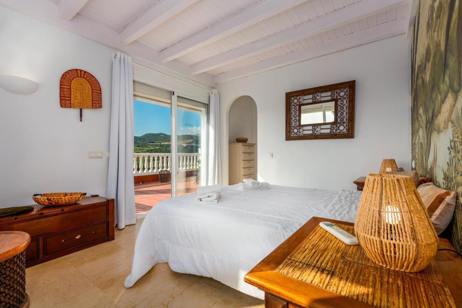 Superb Private Pool Golf Seaview Villa