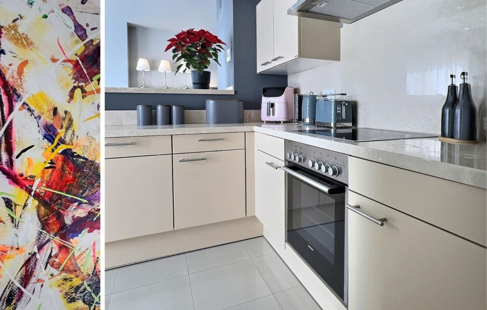 Stunning 2-bedroom Duplex Penthouse In El Paraiso, * Estepona