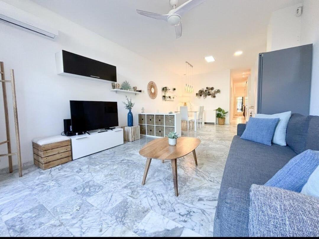 Ola De Mar Apartment *