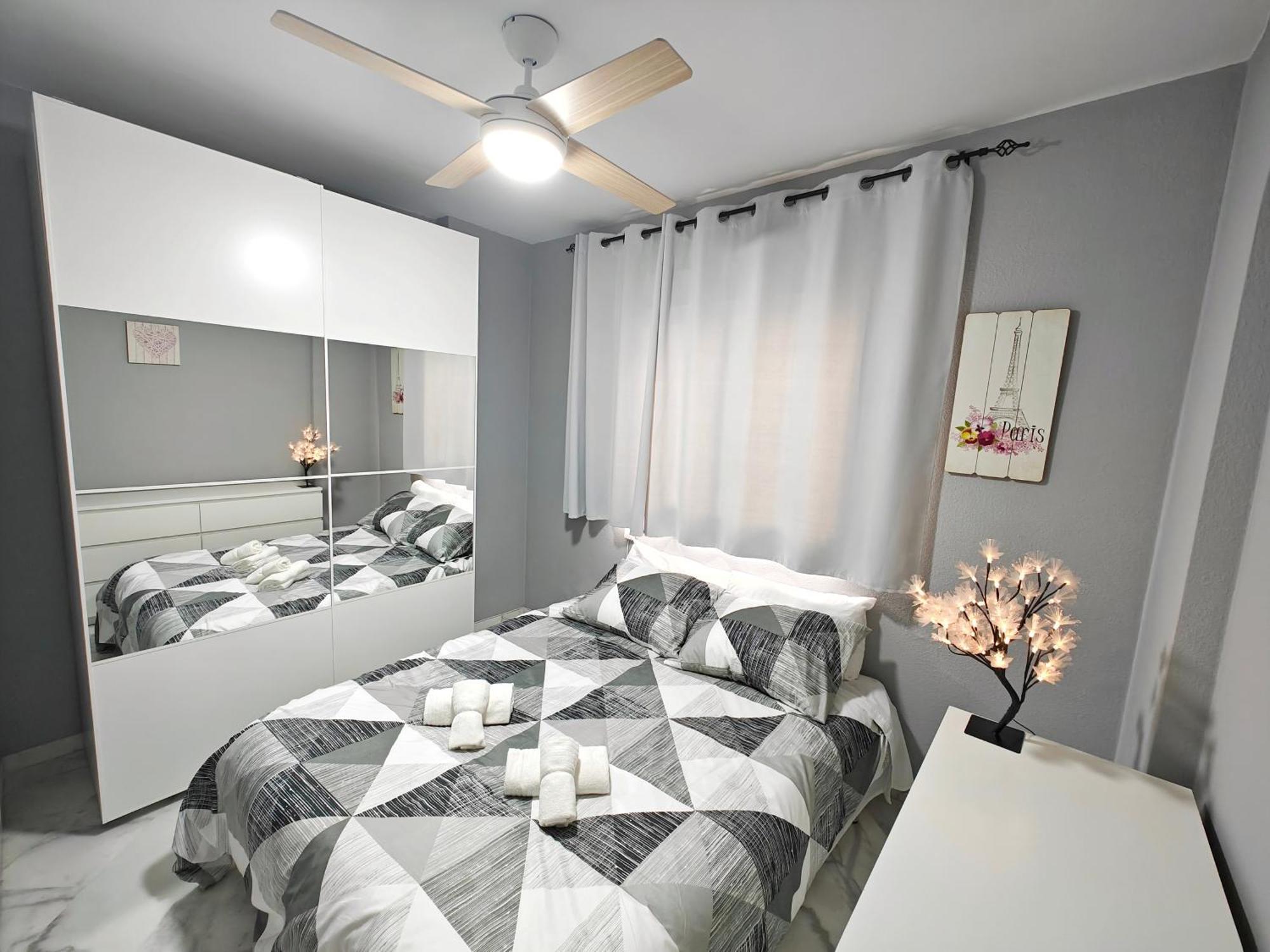 Moderno Piso Centrico 3 Junto Al Mar Apartamento Estepona