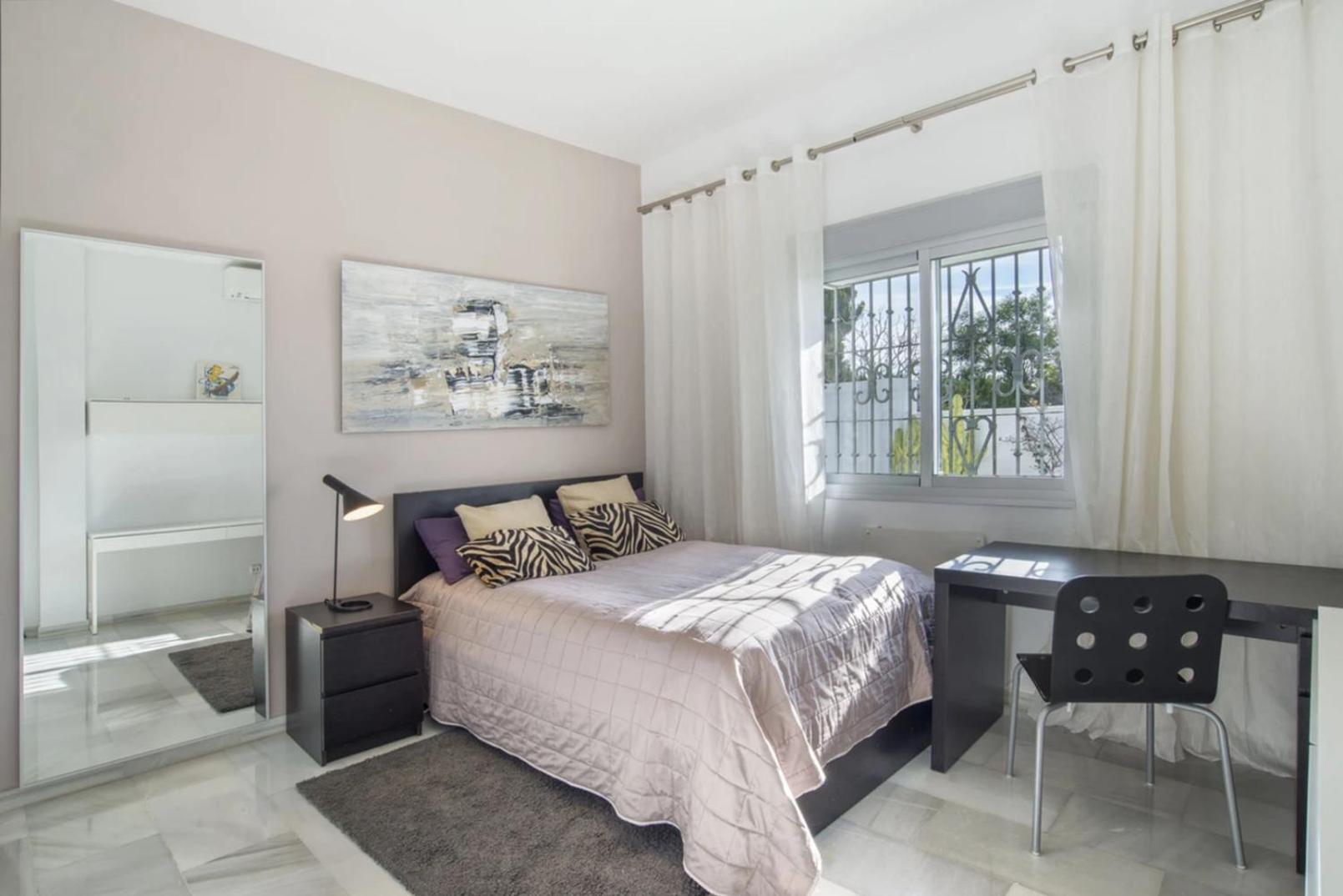 Stunning 6bedrooms Marbella With By Lodgerstrip Pousada *