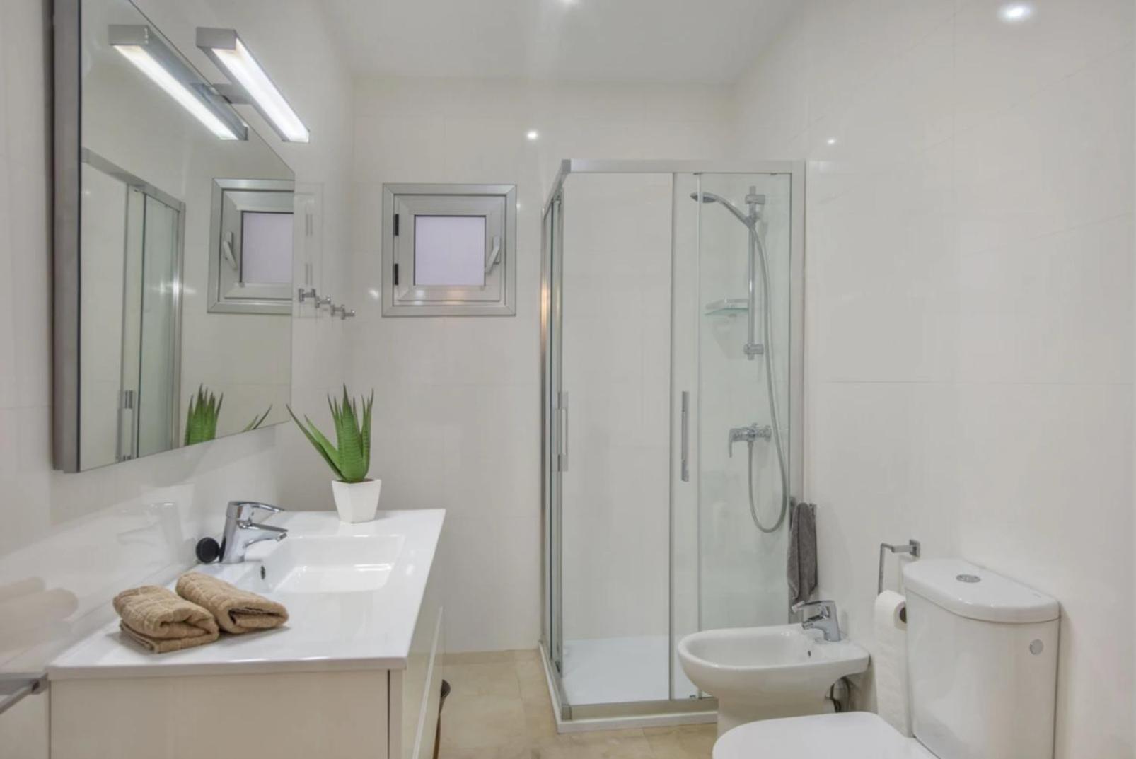 Stunning 6bedrooms Marbella With By Lodgerstrip *
