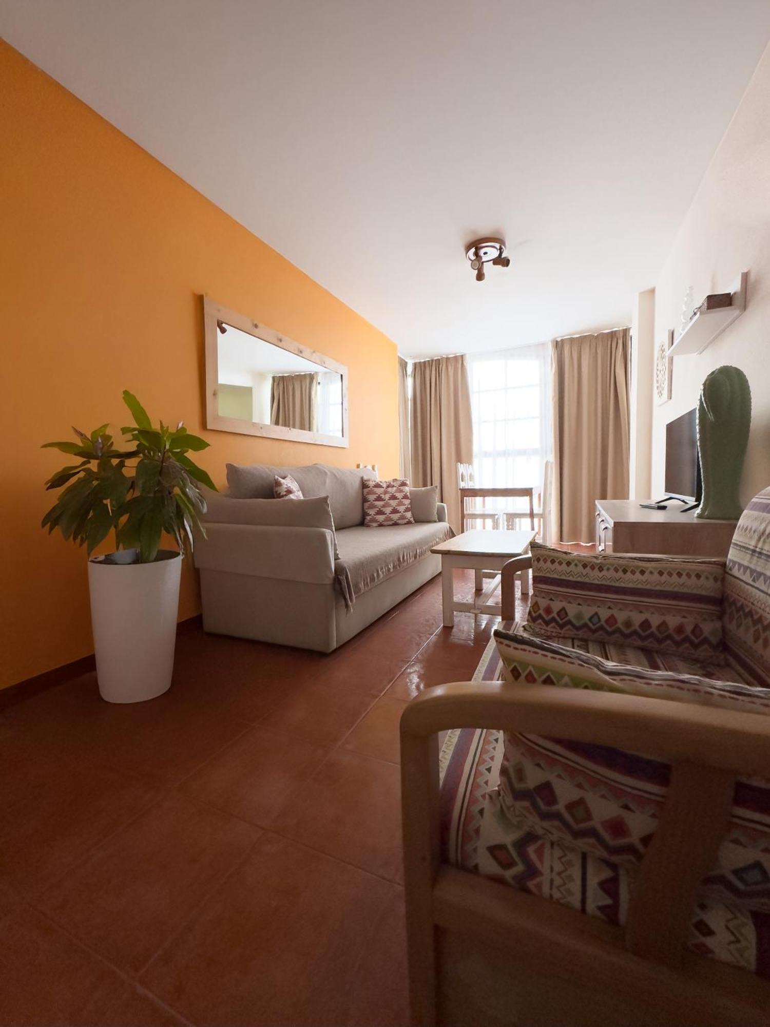 Céntrico Frente A La Playa. Apartamento