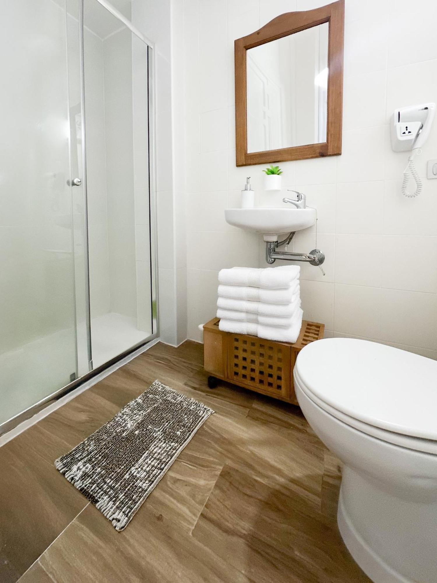 Apartamento Céntrico Frente A La Playa. Estepona