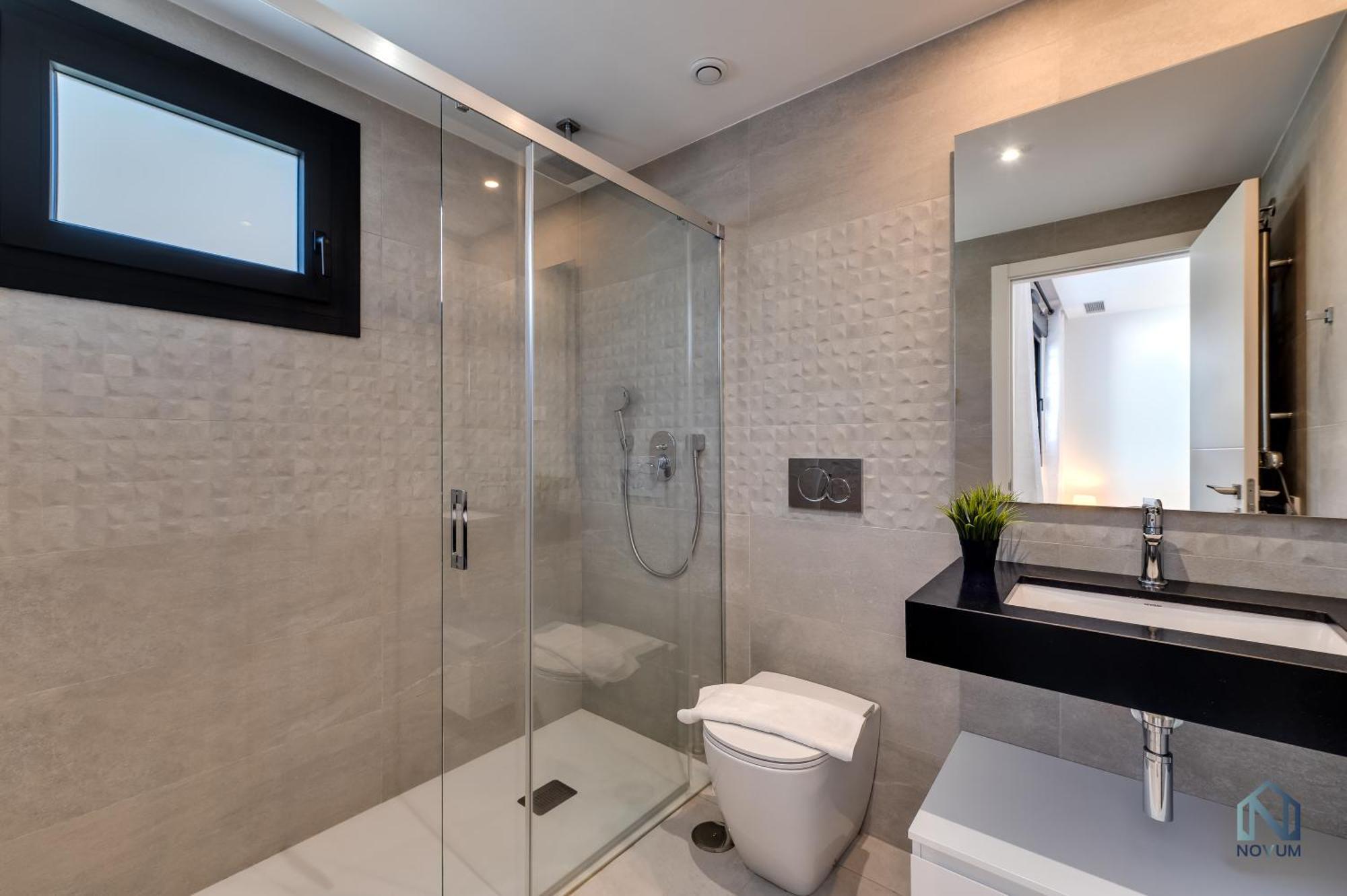 Newly Built 2 Bdrm Modern Oasis W Gym & Pool Apartment