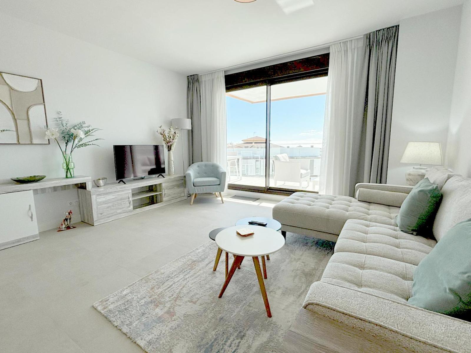 Town Luxury Pluto Apartment Estepona